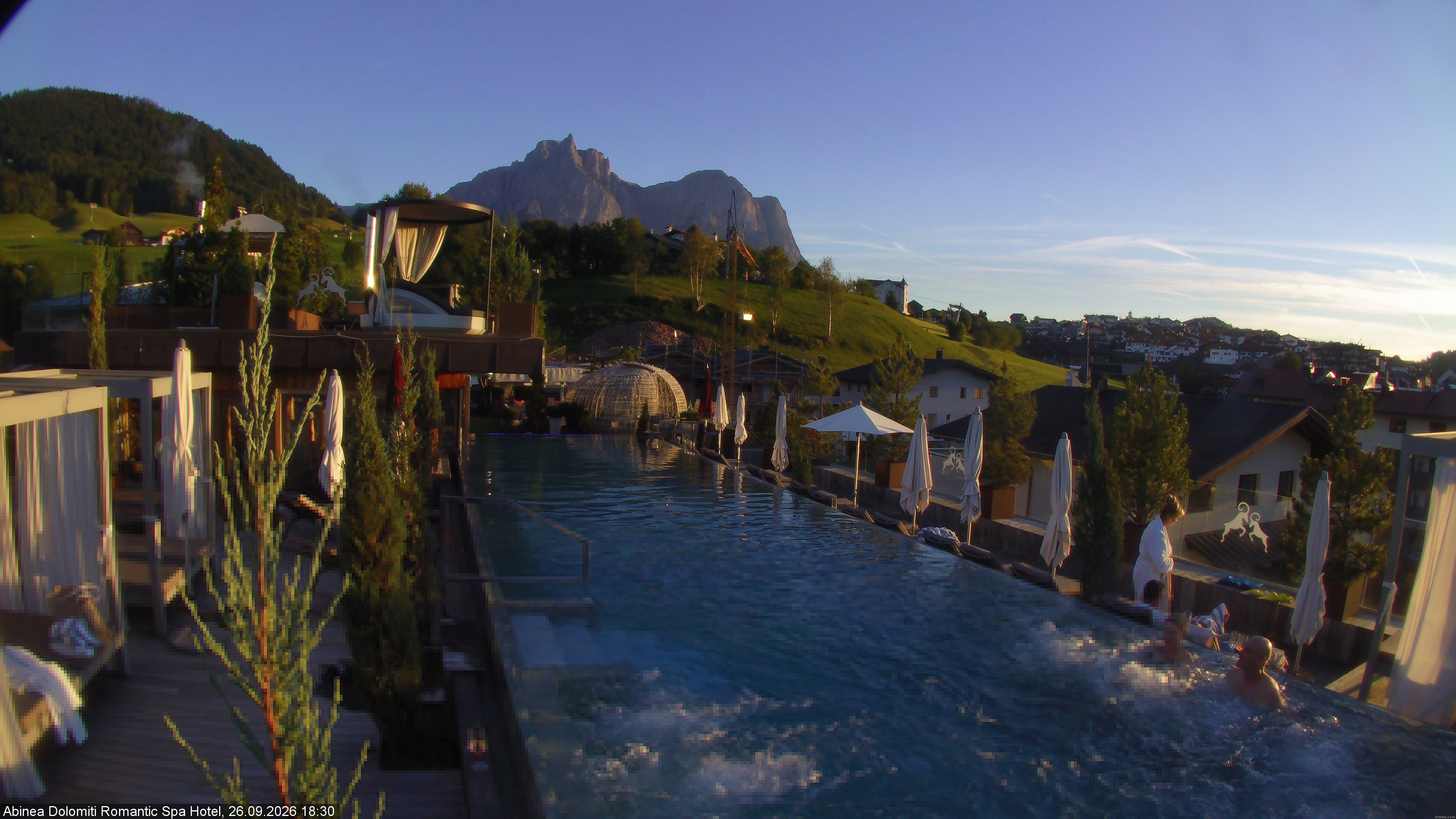 Archiv Foto Webcam Abinea Dolomiti Romantic Spa Hotel - Kastelruth
