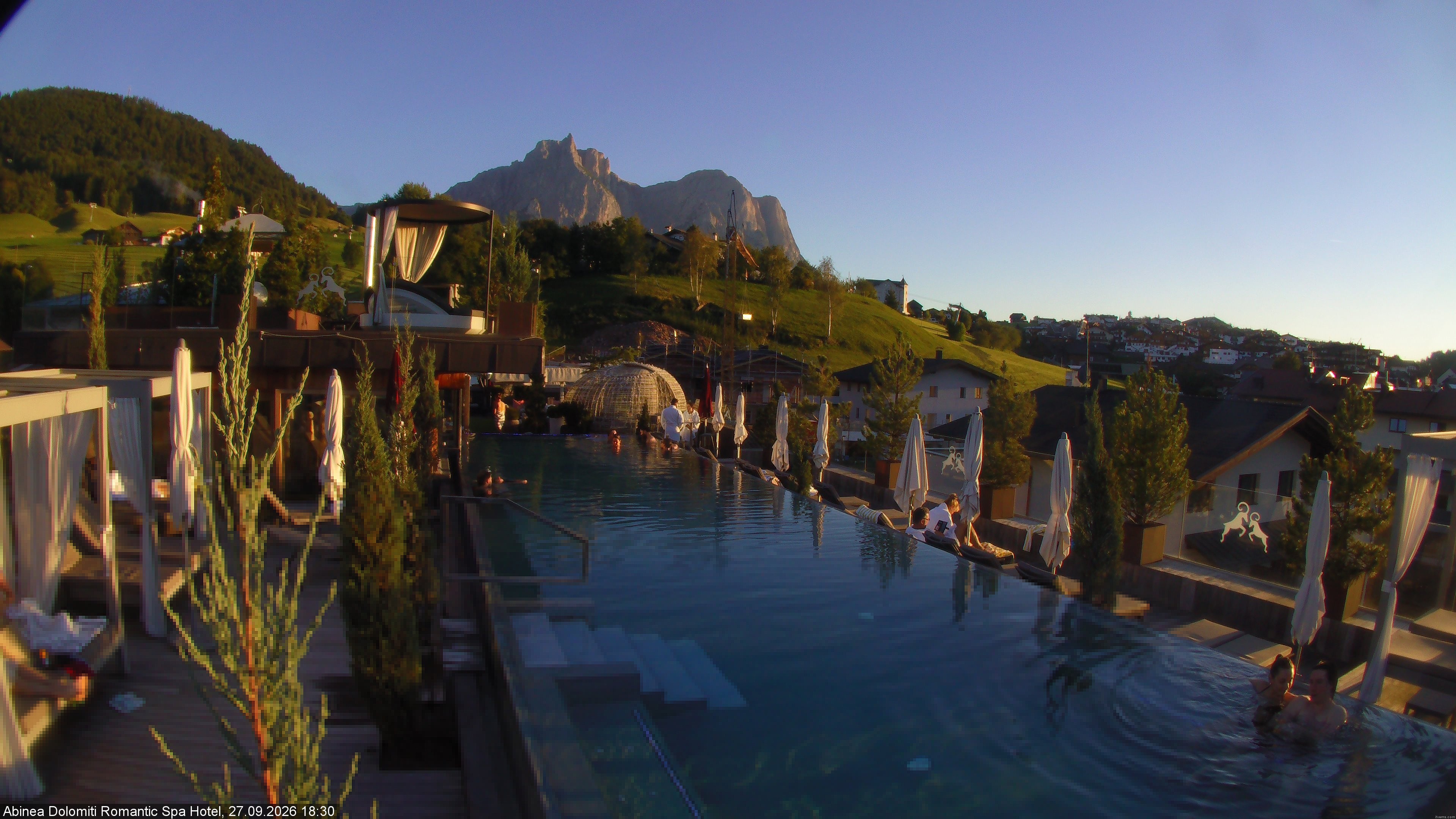 Archiv Foto Webcam Abinea Dolomiti Romantic Spa Hotel - Kastelruth