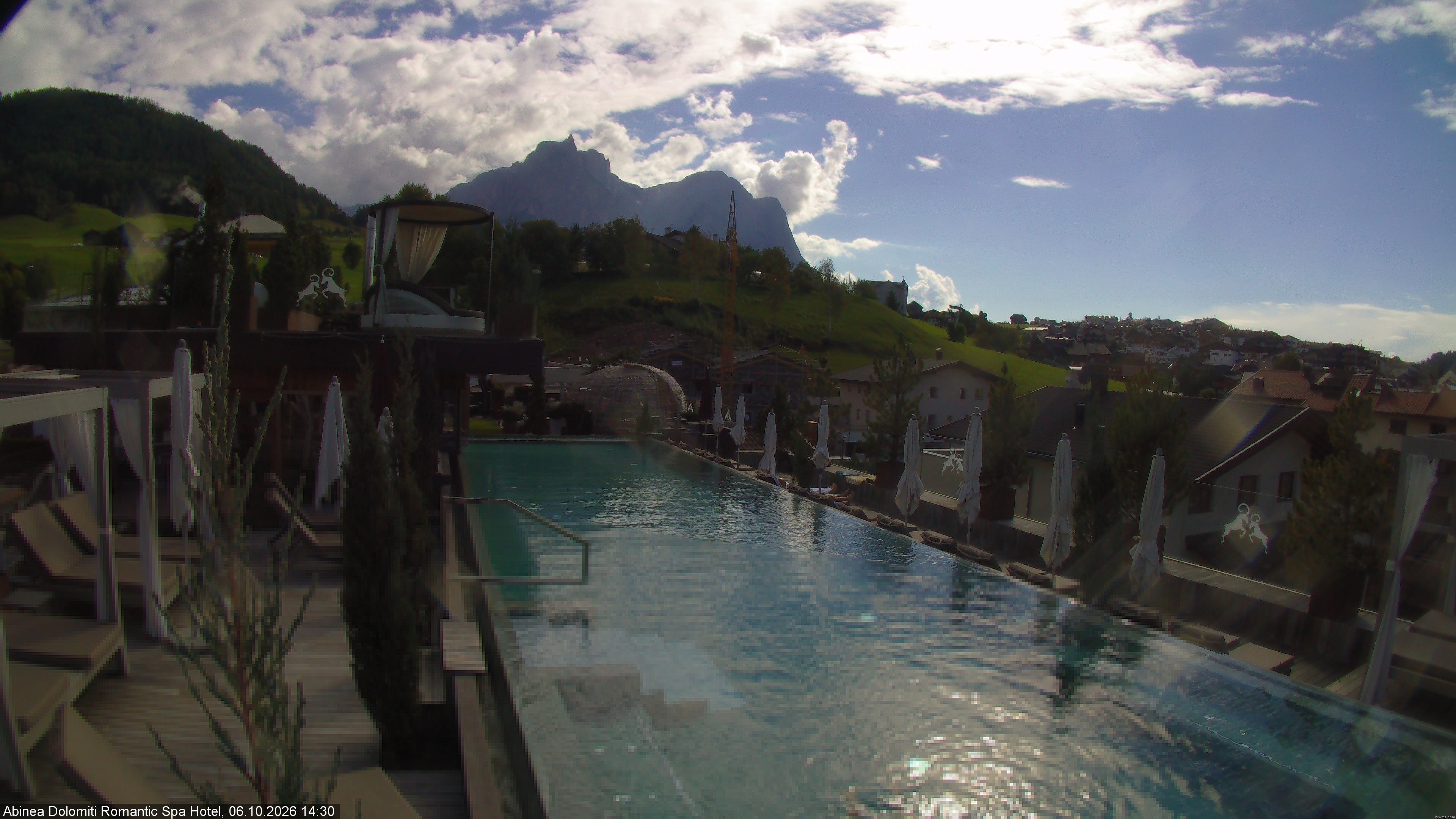 Archived image Webcam Kastelruth: Abinea Dolomiti Romantic Spa Hotel