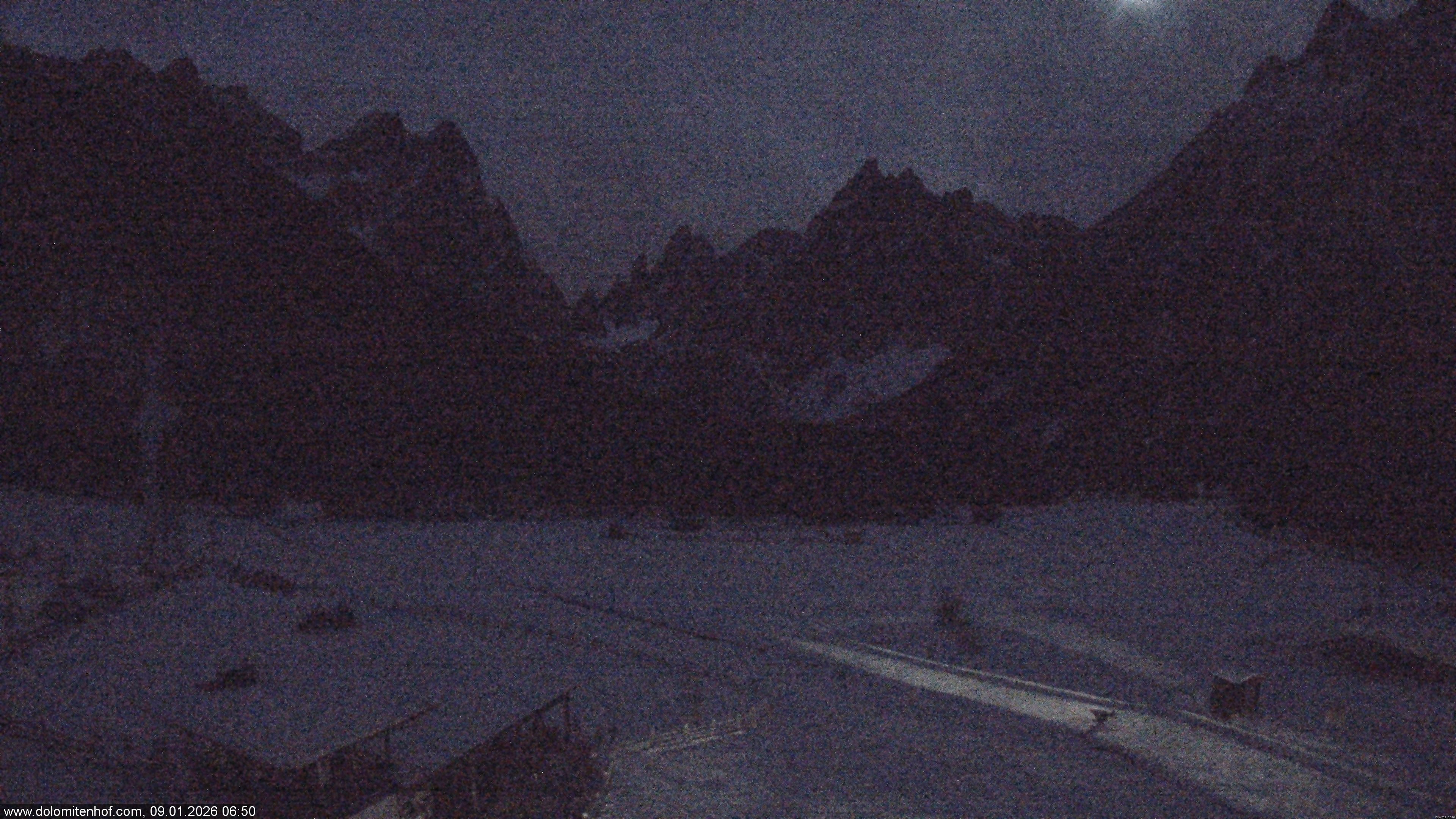 Archiv Foto Webcam Dolomitenhof - Fischleintal