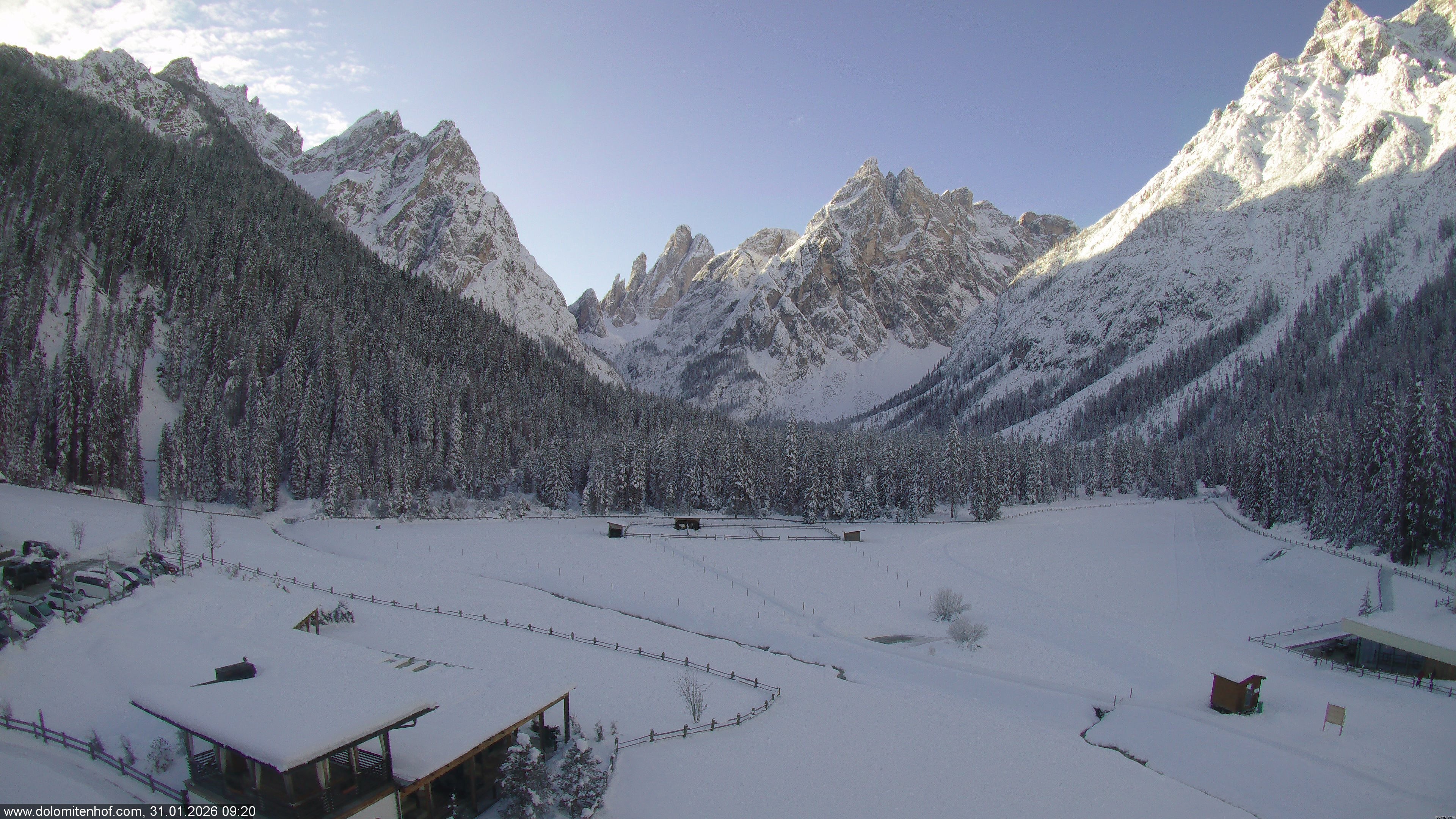 Archiv Foto Webcam Dolomitenhof - Fischleintal
