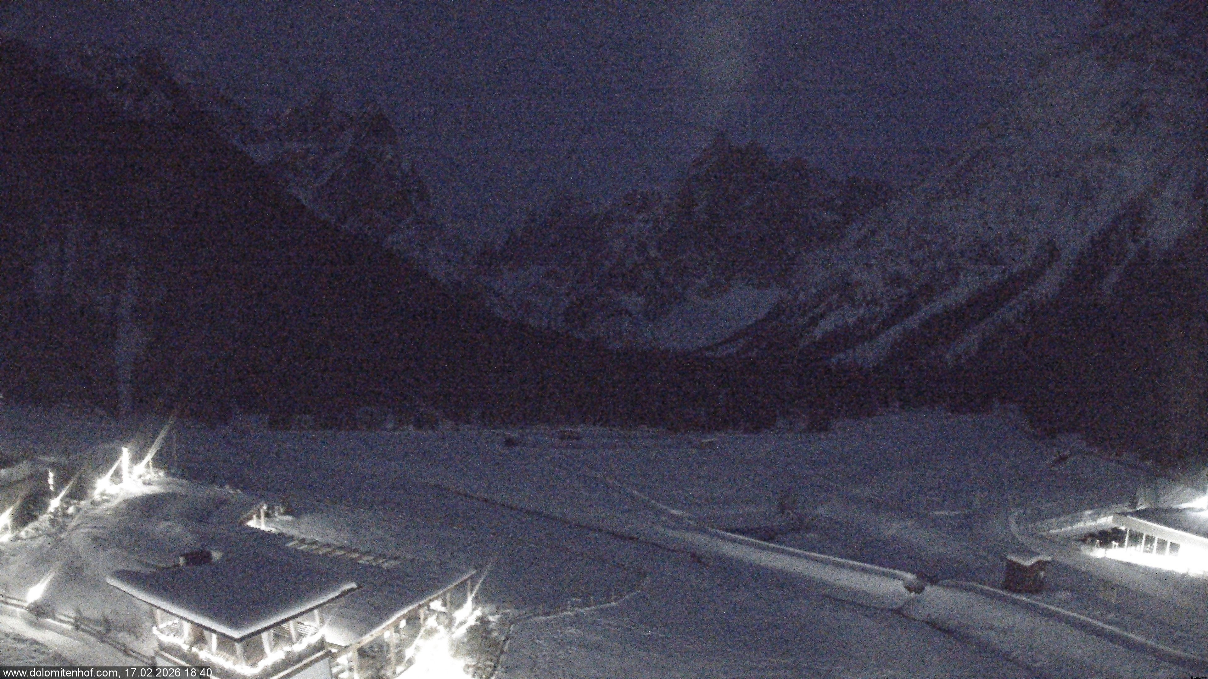 Archiv Foto Webcam Dolomitenhof - Fischleintal