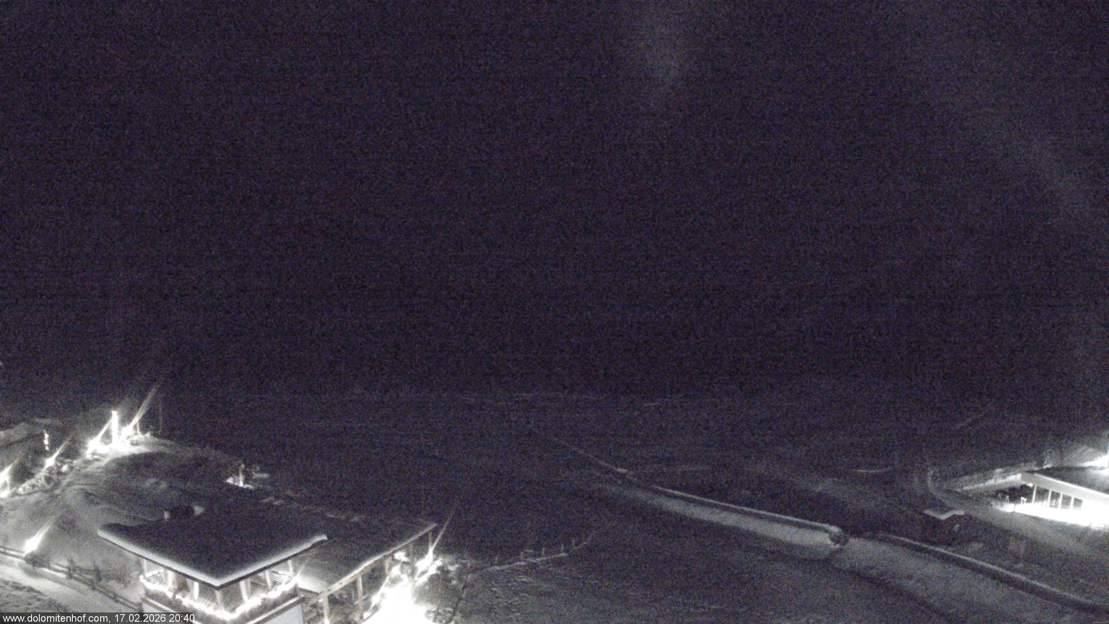 Archiv Foto Webcam Dolomitenhof - Fischleintal