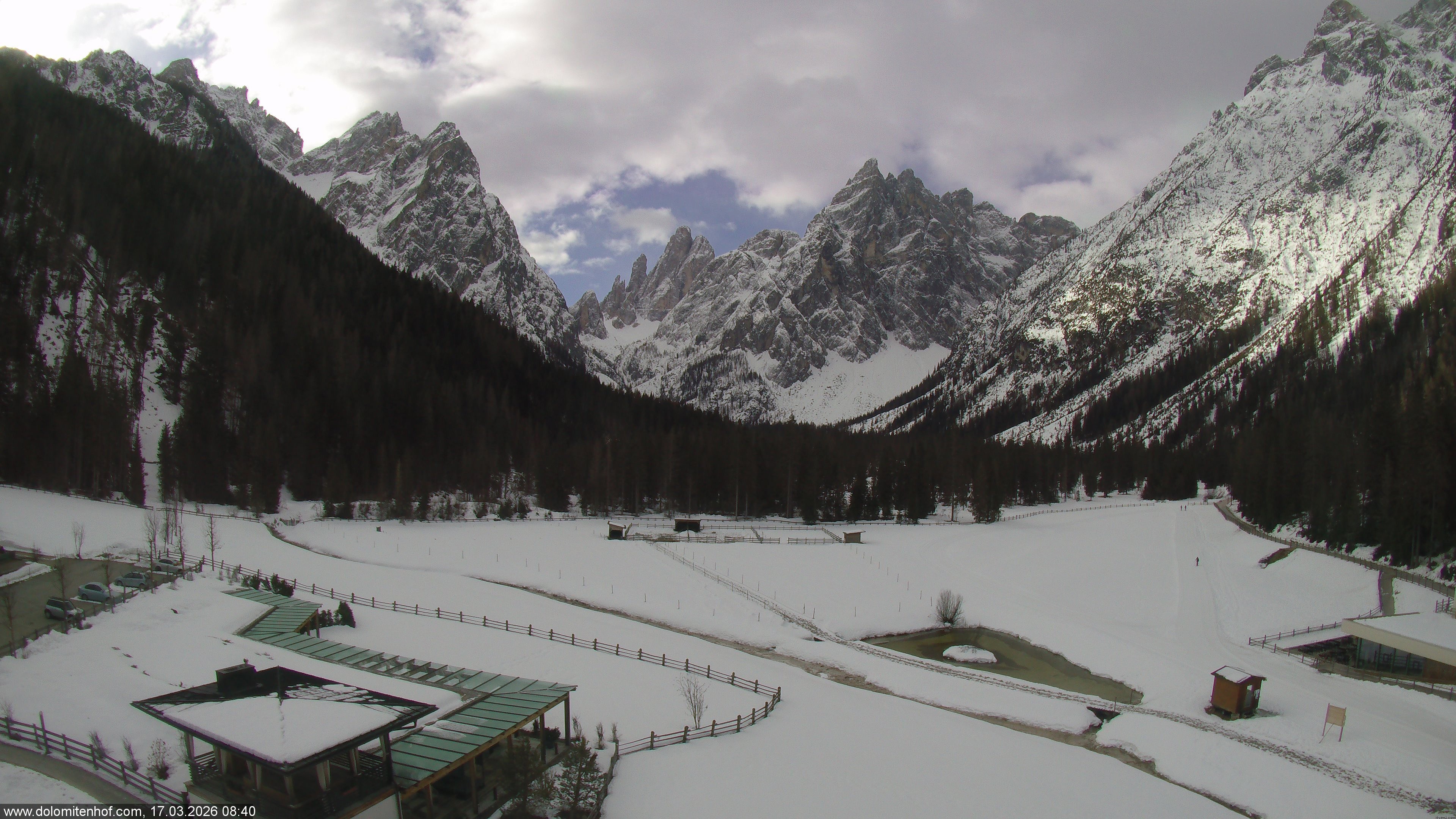 Archiv Foto Webcam Dolomitenhof - Fischleintal