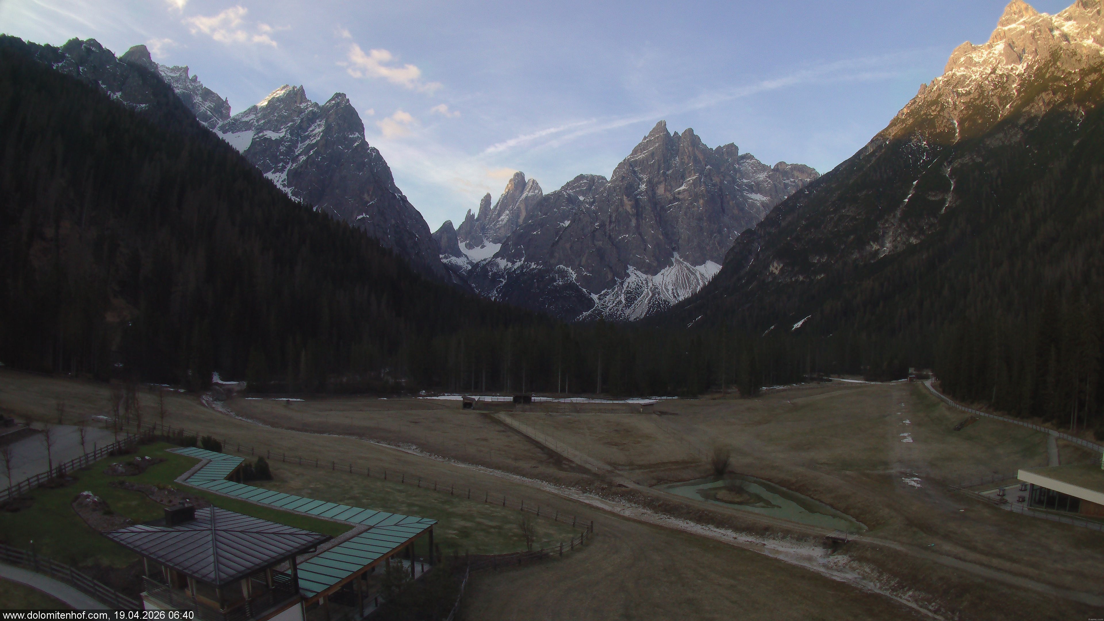 Archiv Foto Webcam Dolomitenhof - Fischleintal