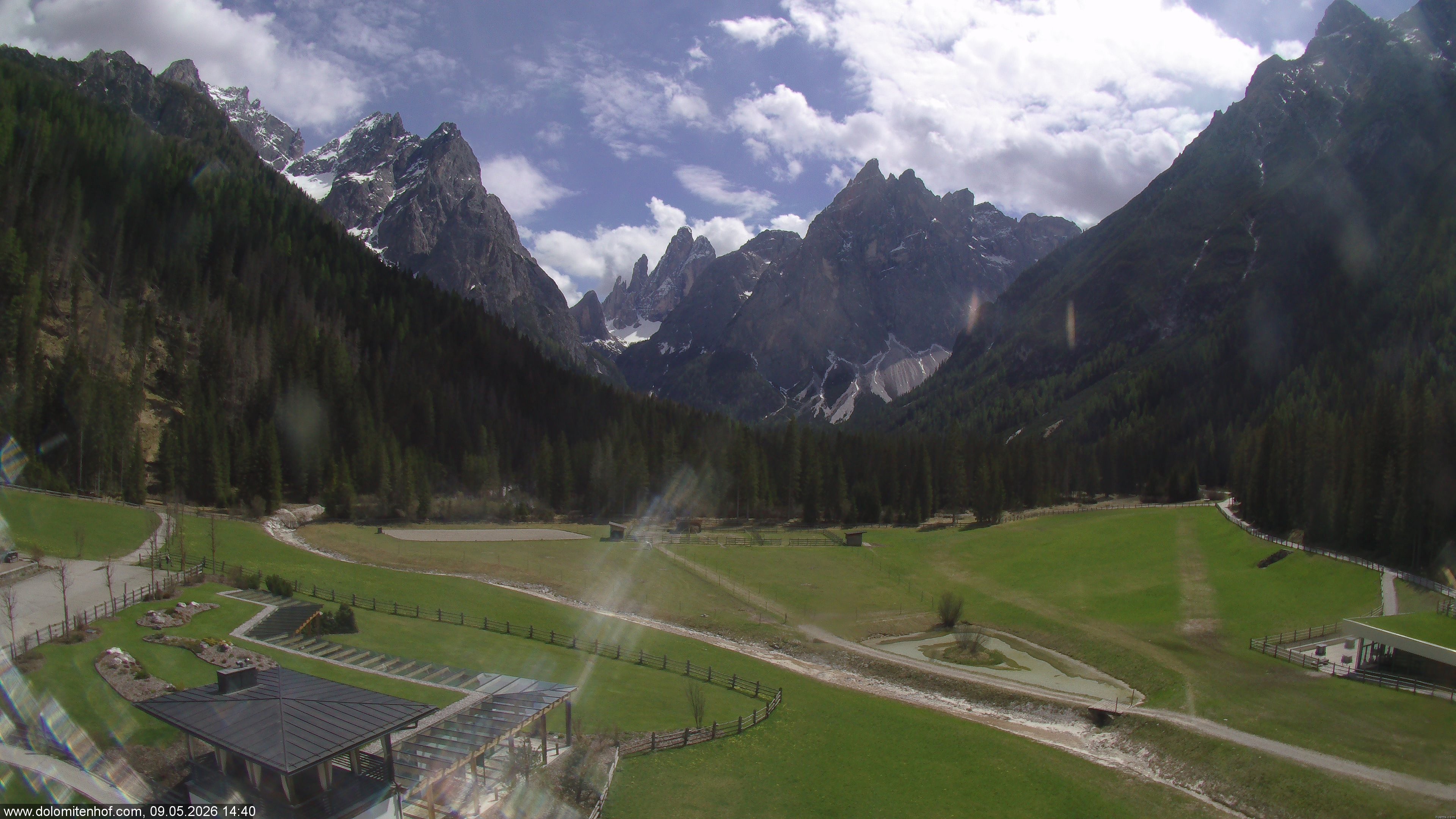 Archiv Foto Webcam Dolomitenhof - Fischleintal