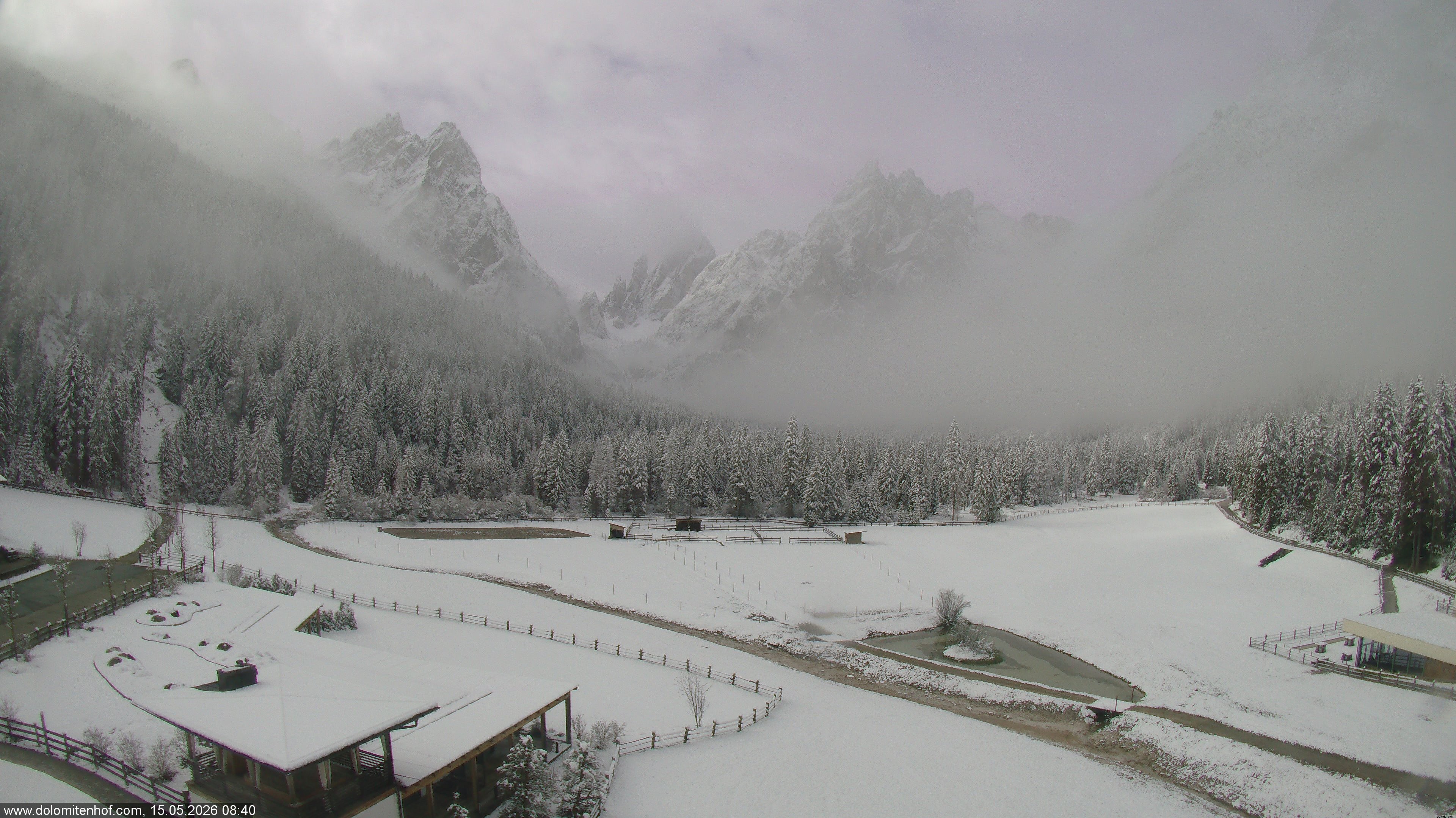 Archiv Foto Webcam Dolomitenhof - Fischleintal