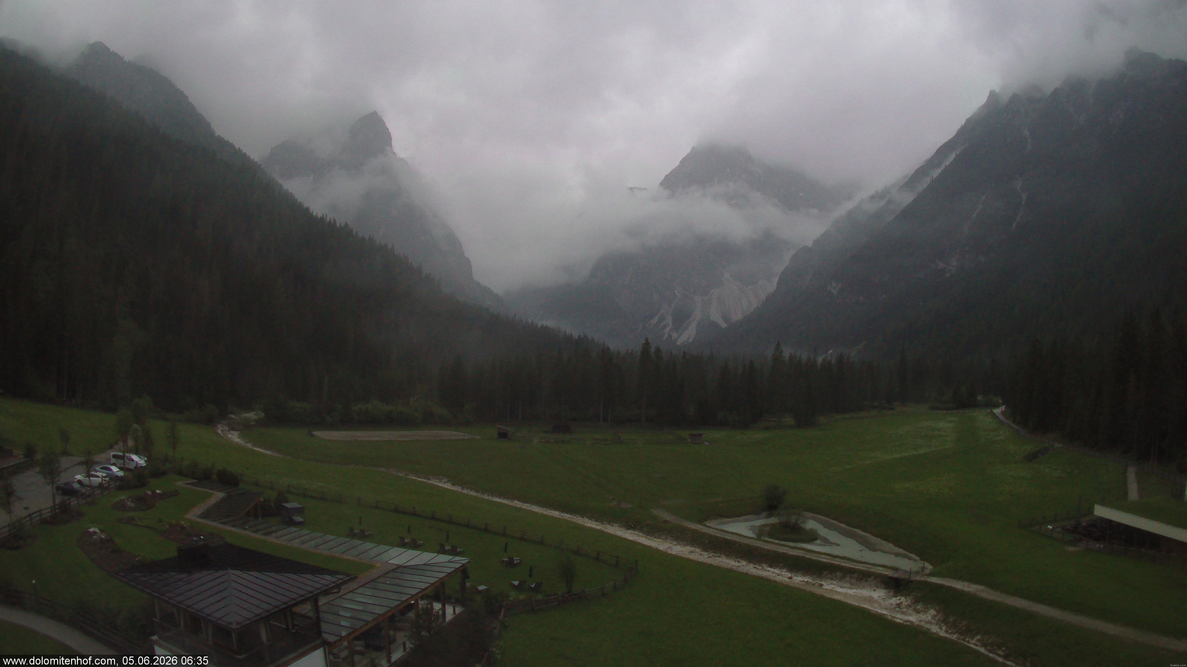 Archiv Foto Webcam Dolomitenhof - Fischleintal