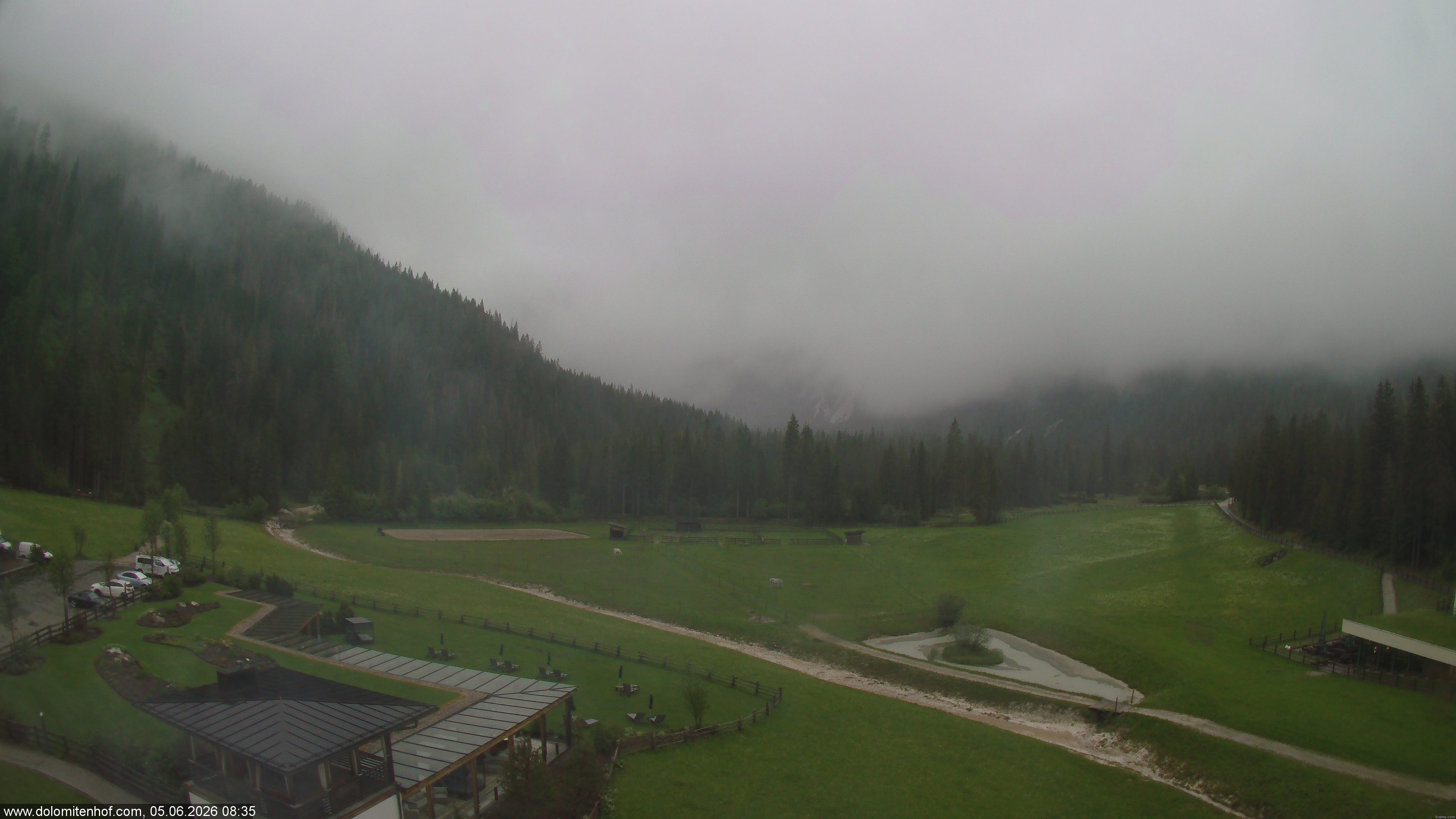 Archiv Foto Webcam Dolomitenhof - Fischleintal