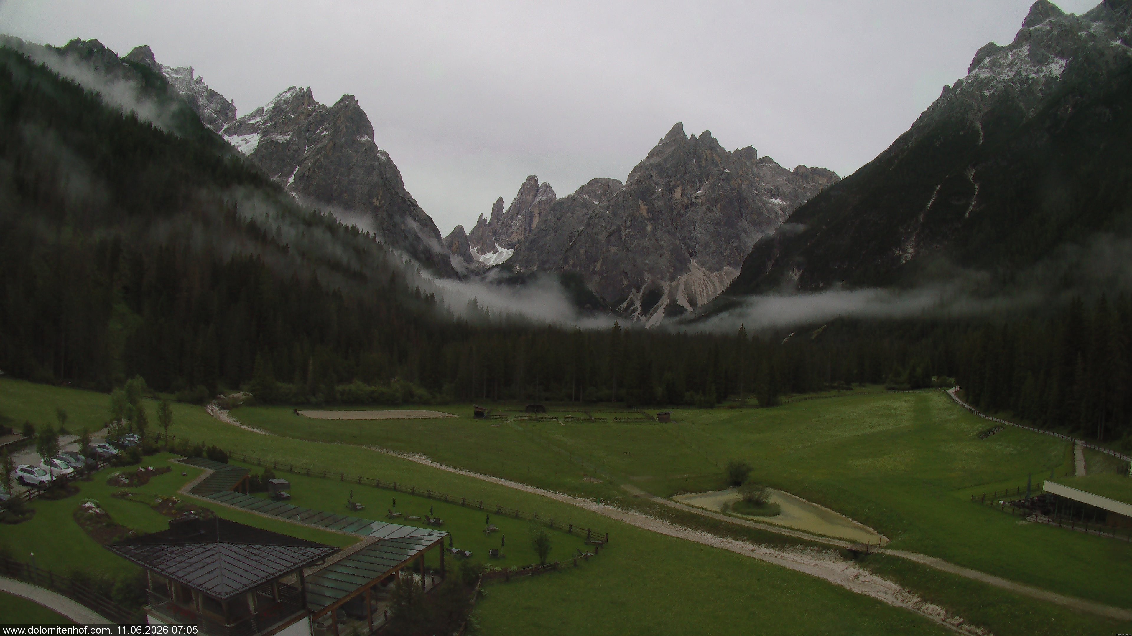Archiv Foto Webcam Dolomitenhof - Fischleintal