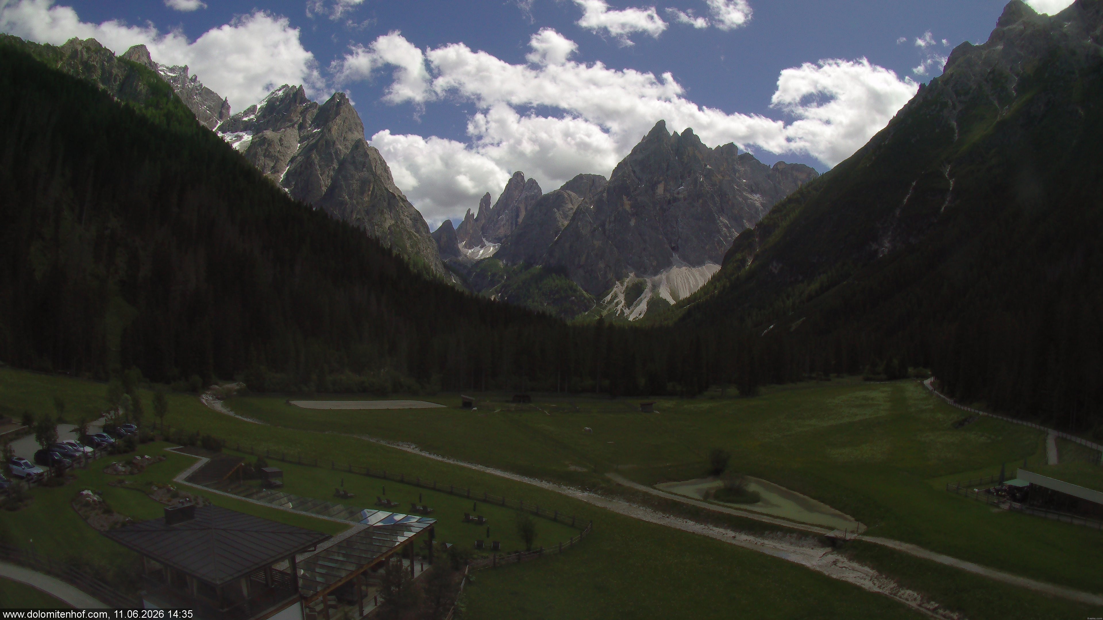 Archiv Foto Webcam Dolomitenhof - Fischleintal