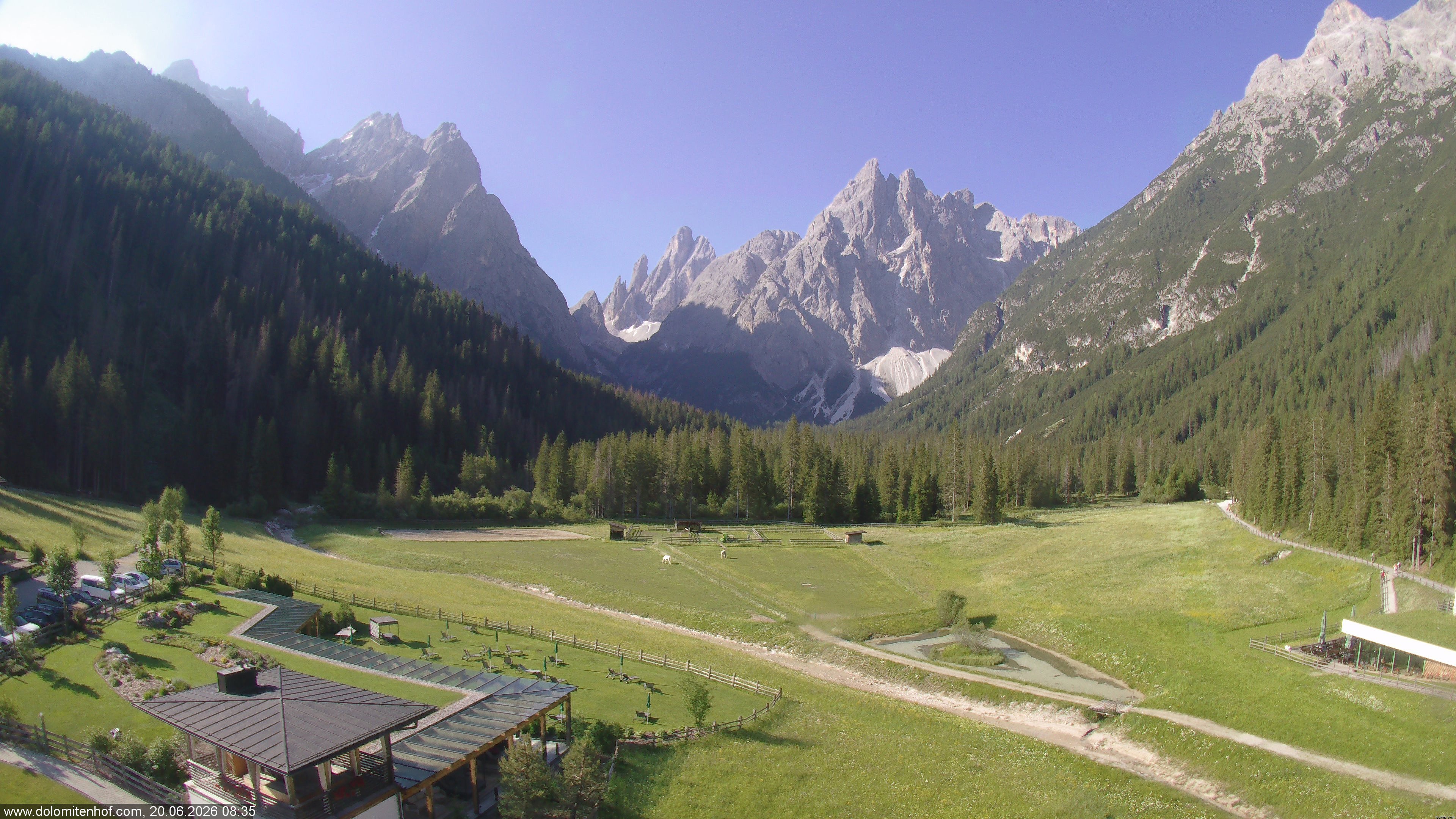 Archiv Foto Webcam Dolomitenhof - Fischleintal