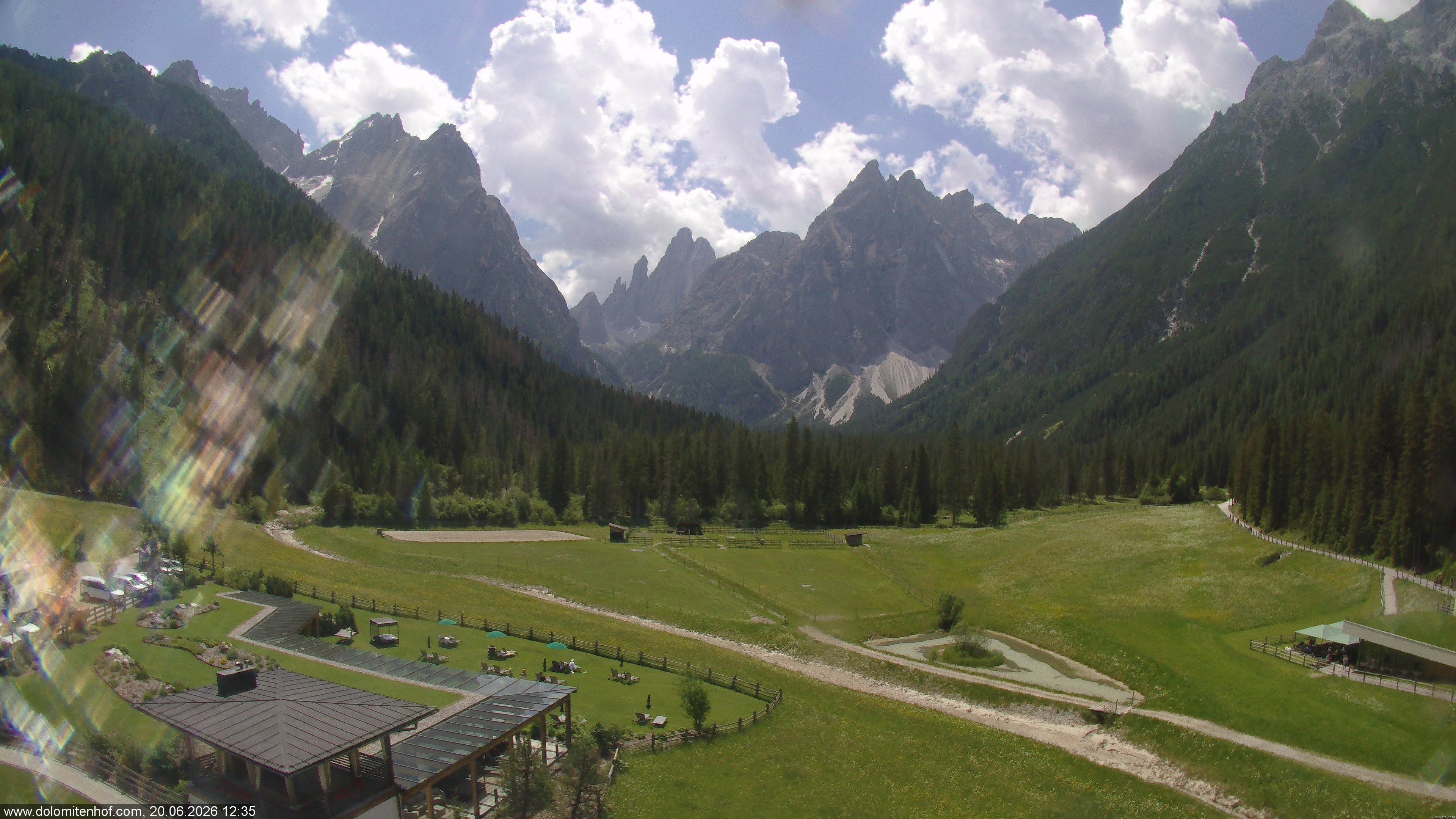 Archiv Foto Webcam Dolomitenhof - Fischleintal