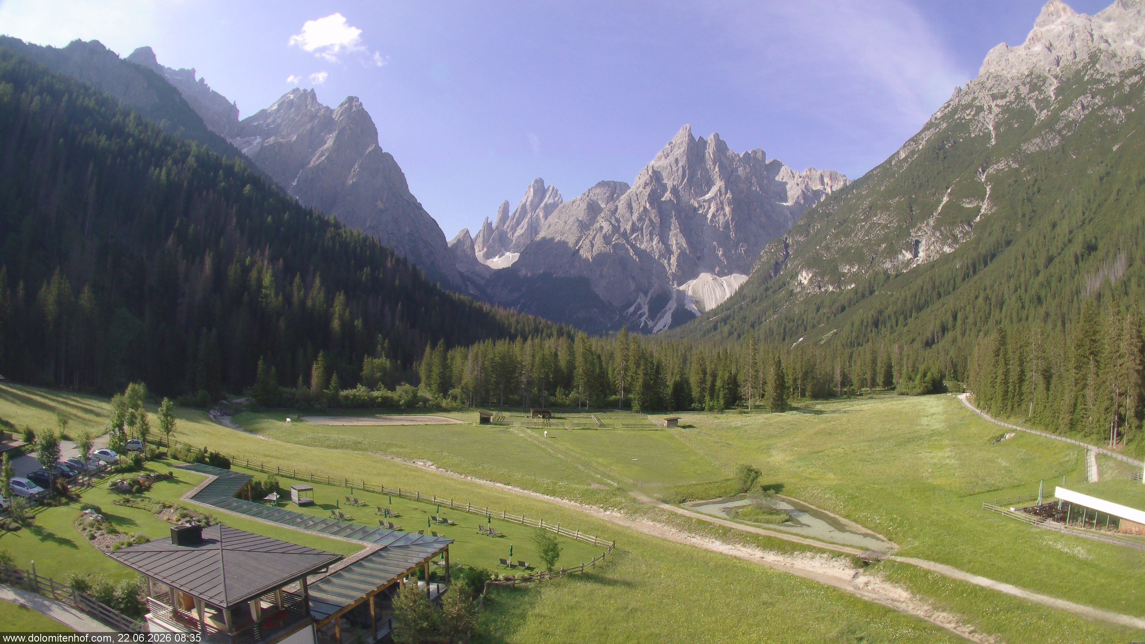 Archiv Foto Webcam Dolomitenhof - Fischleintal