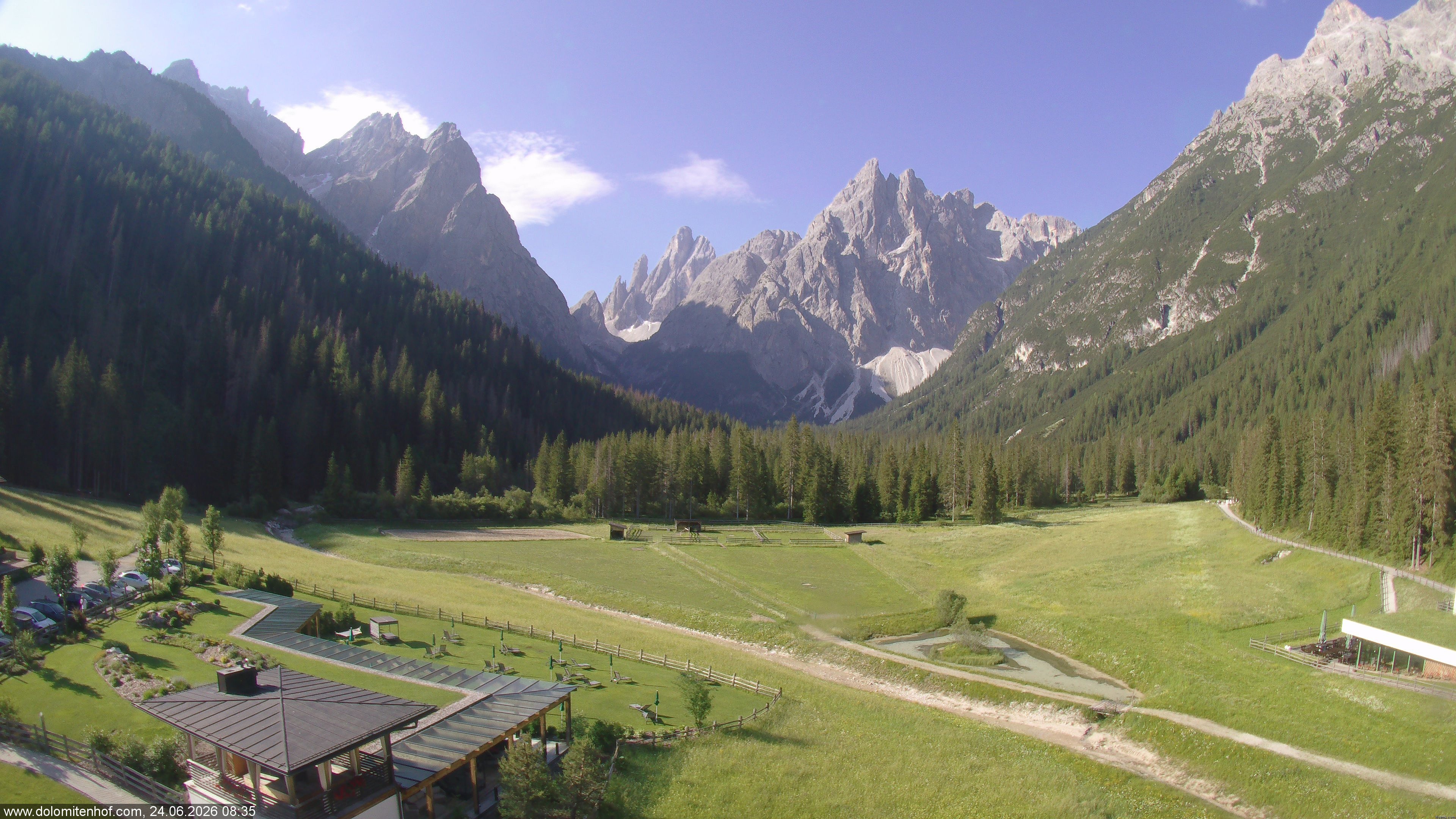 Archiv Foto Webcam Dolomitenhof - Fischleintal