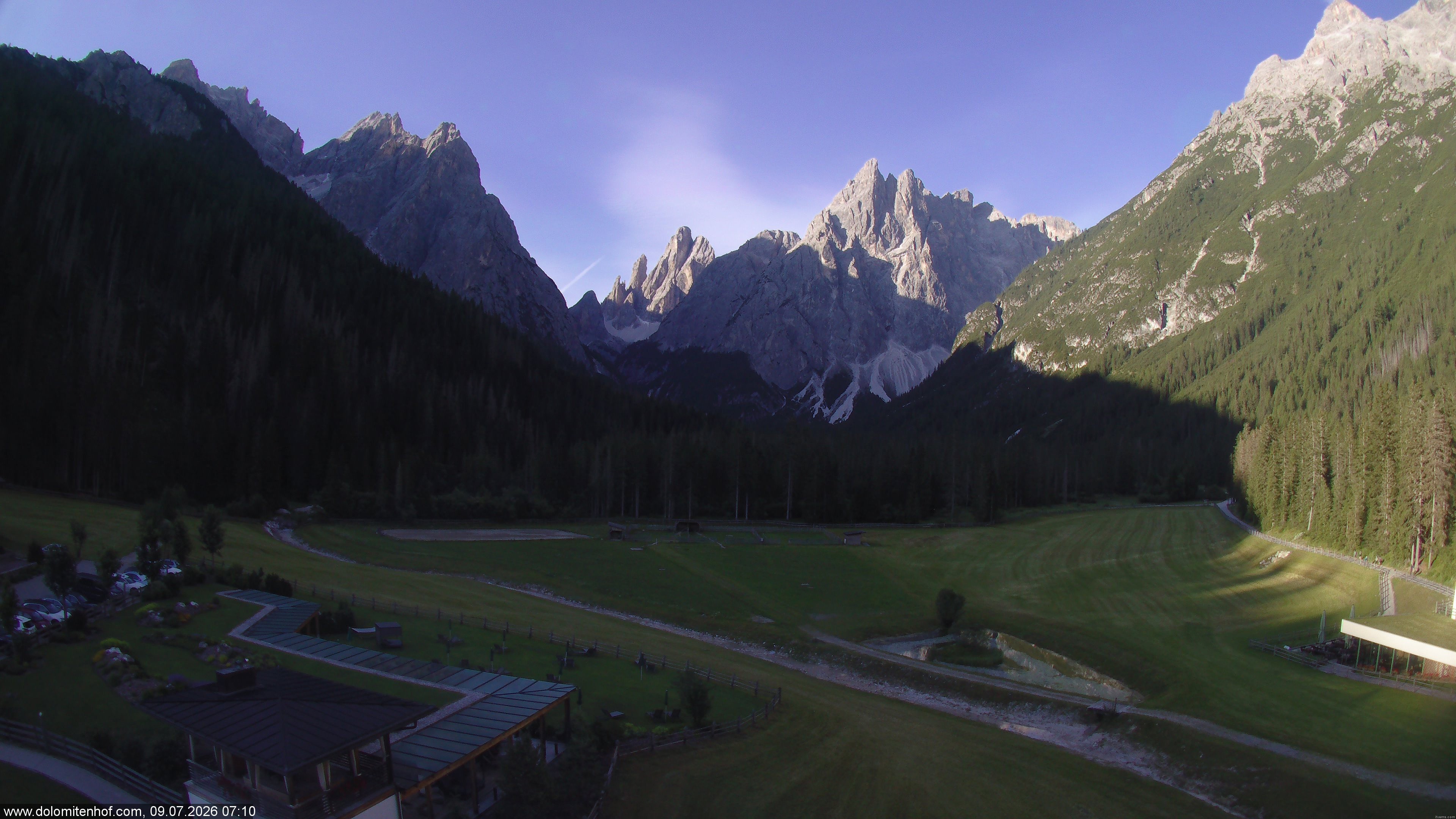 Archiv Foto Webcam Dolomitenhof - Fischleintal