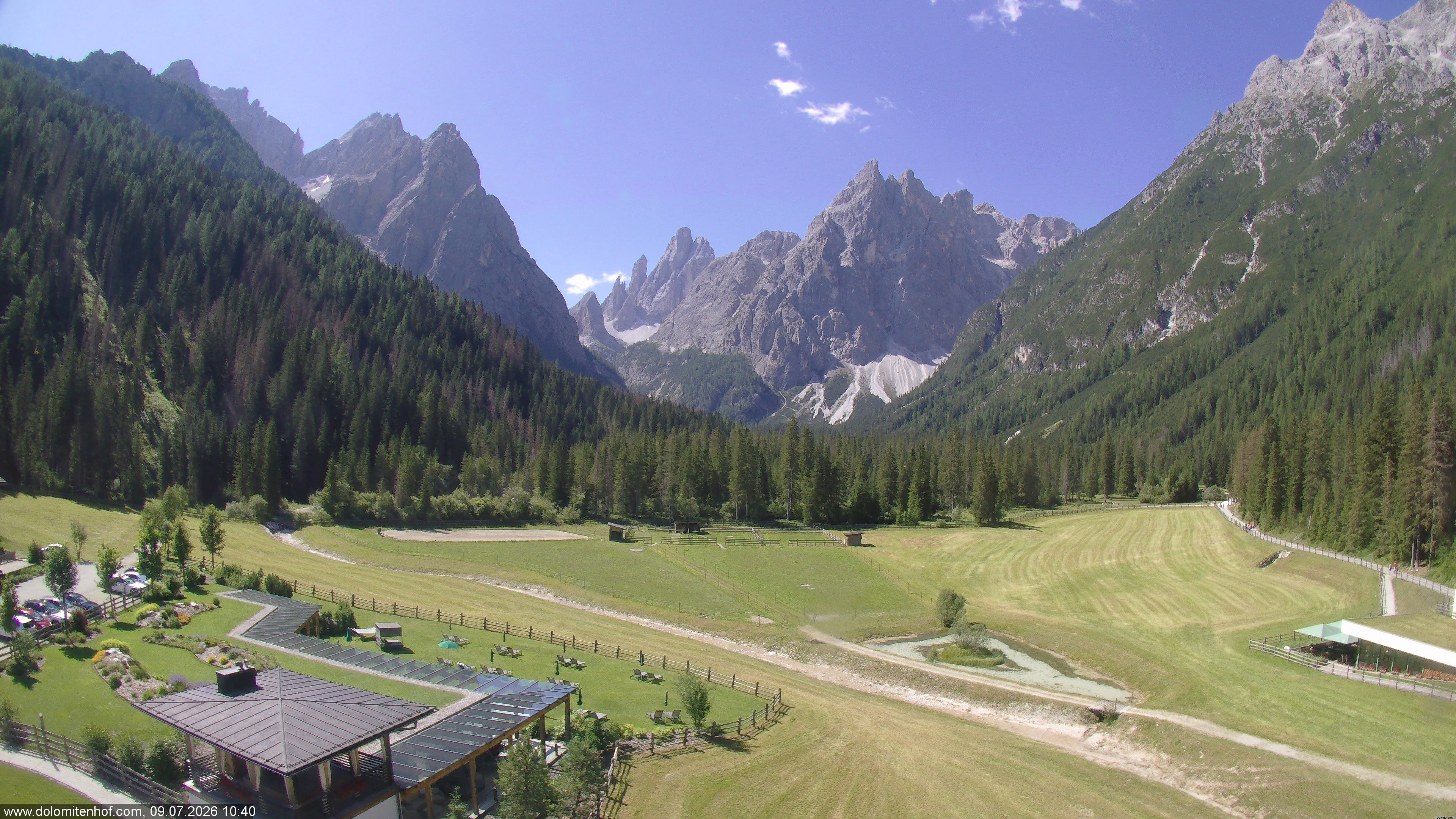 Archiv Foto Webcam Dolomitenhof - Fischleintal