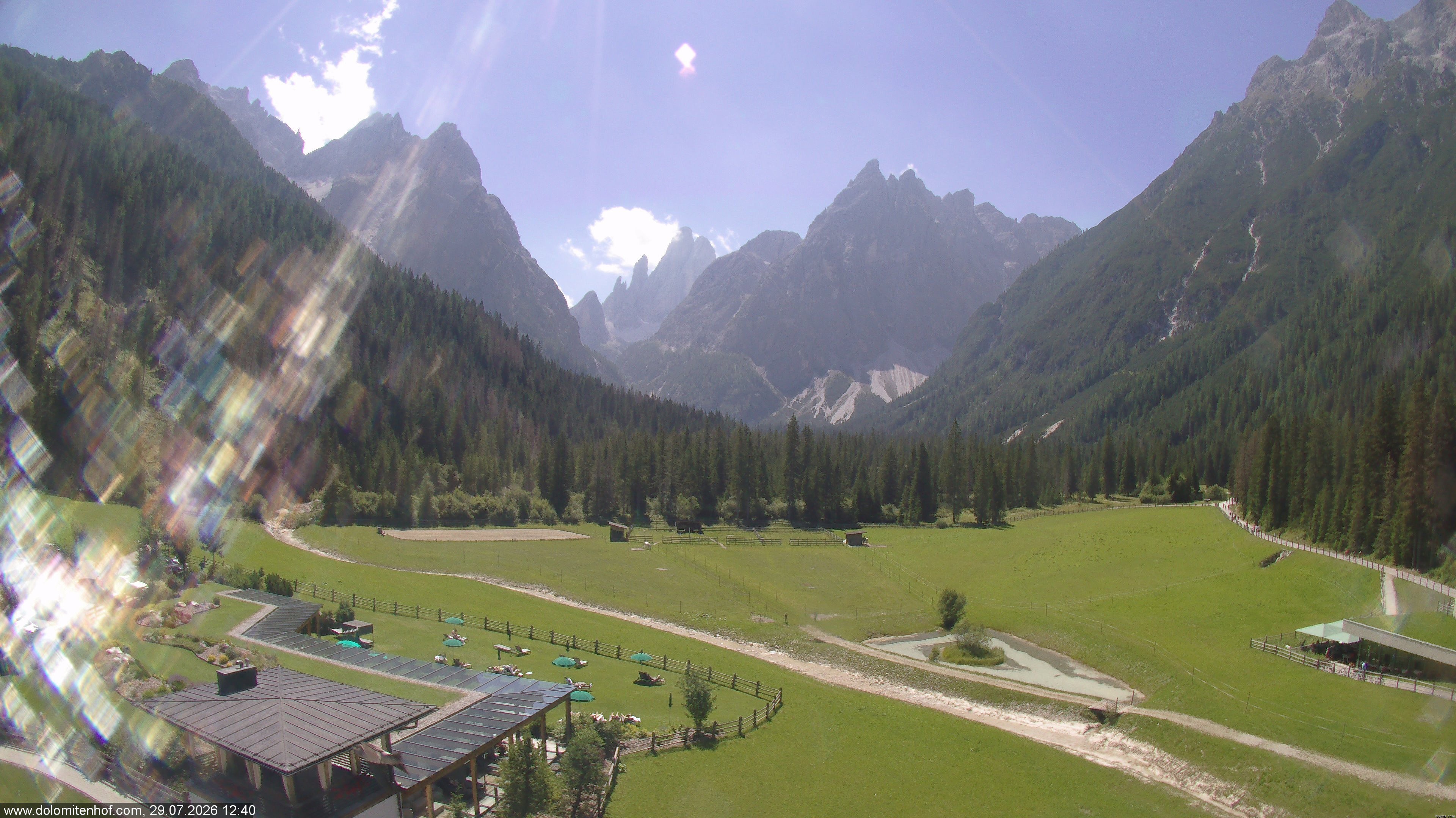 Archiv Foto Webcam Dolomitenhof - Fischleintal