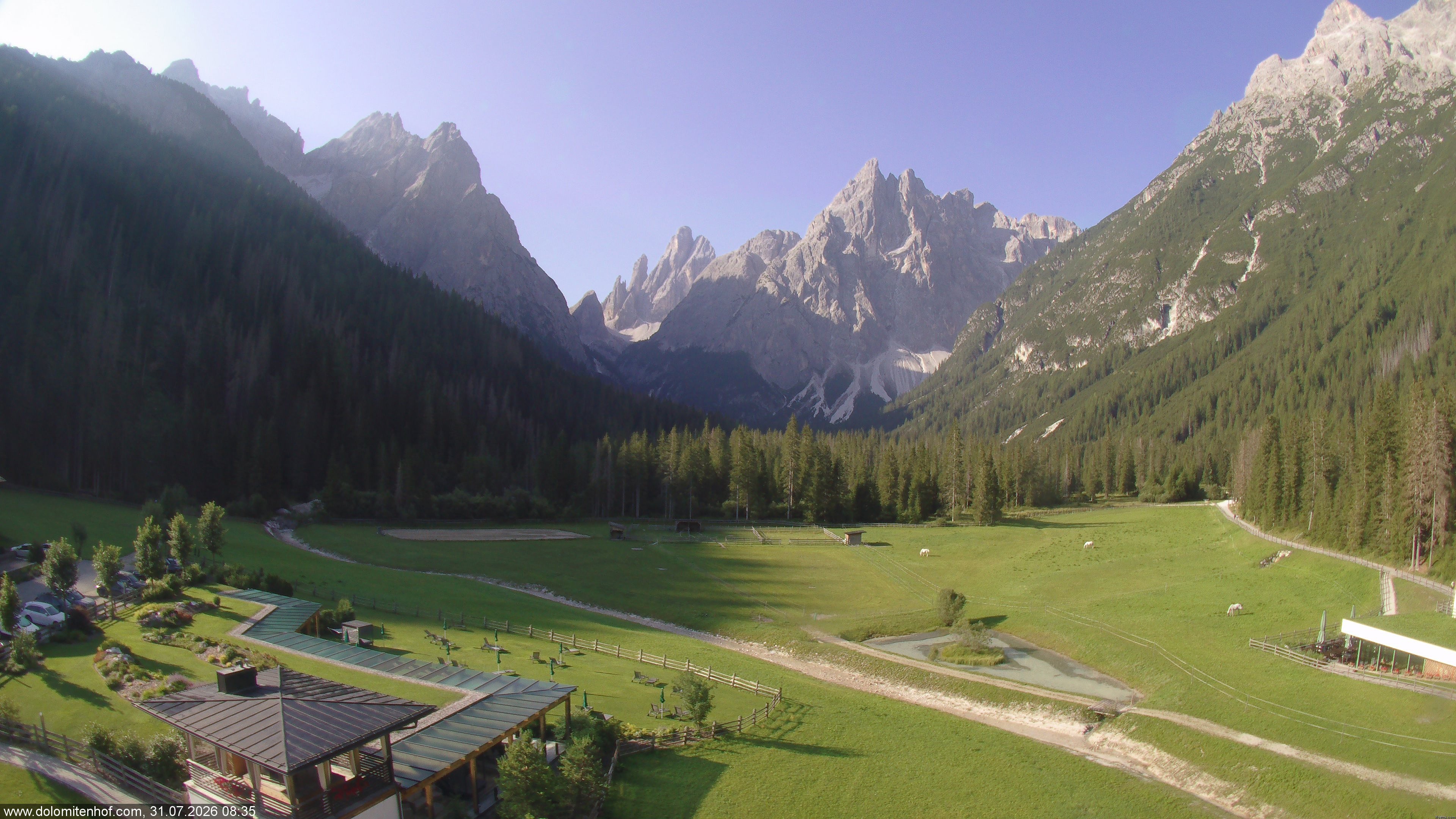 Archiv Foto Webcam Dolomitenhof - Fischleintal