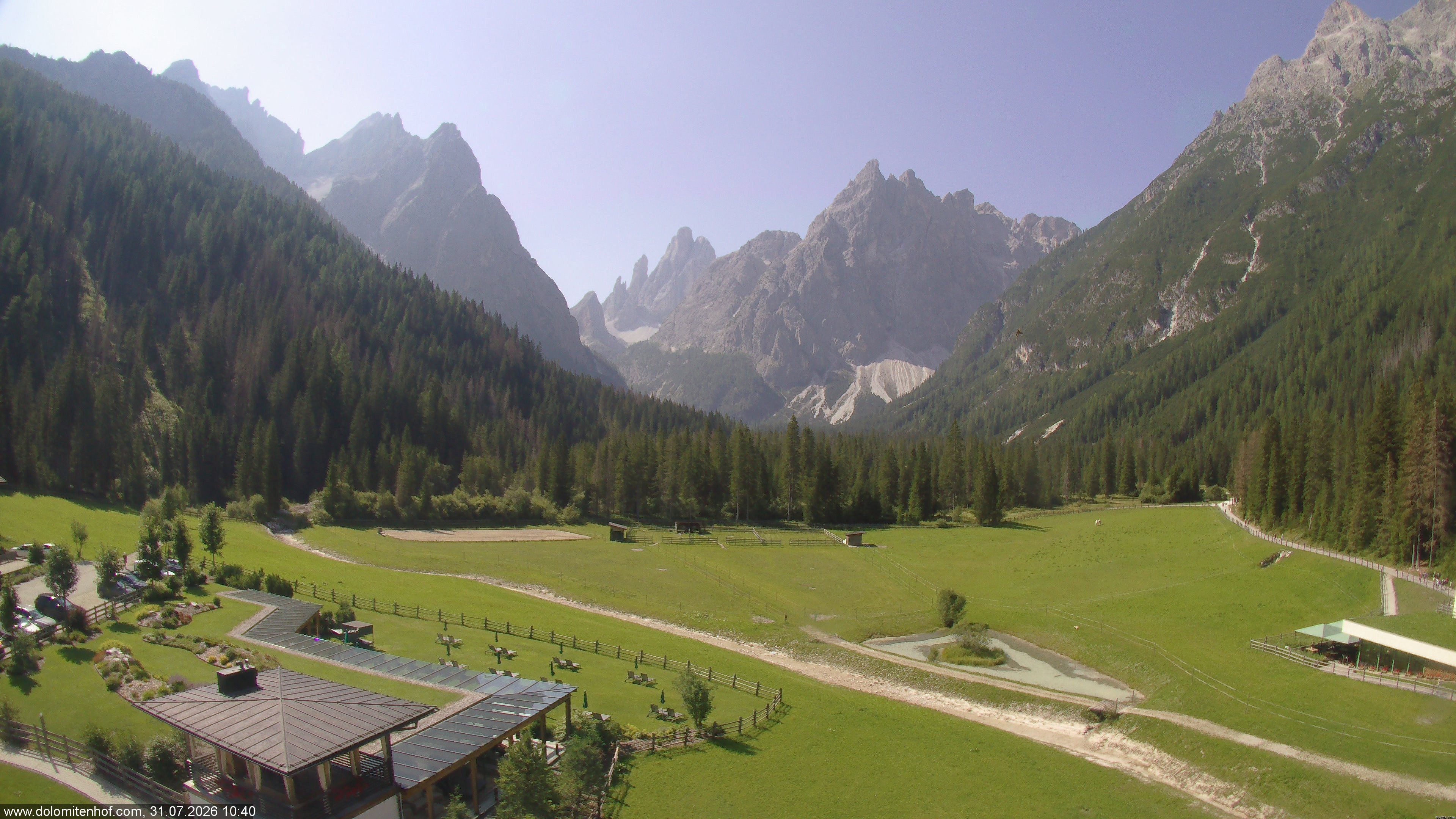 Archiv Foto Webcam Dolomitenhof - Fischleintal
