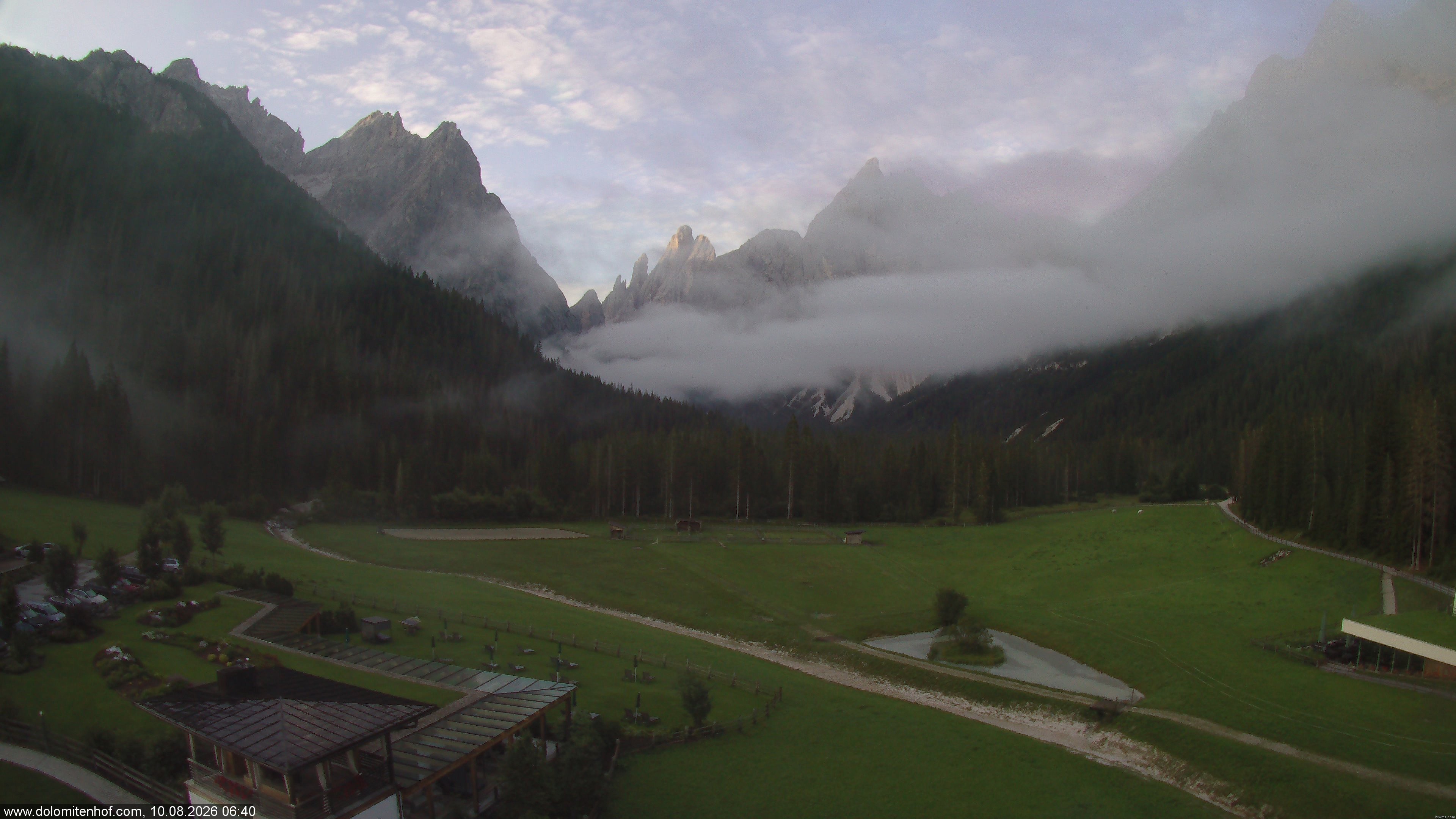 Archiv Foto Webcam Dolomitenhof - Fischleintal