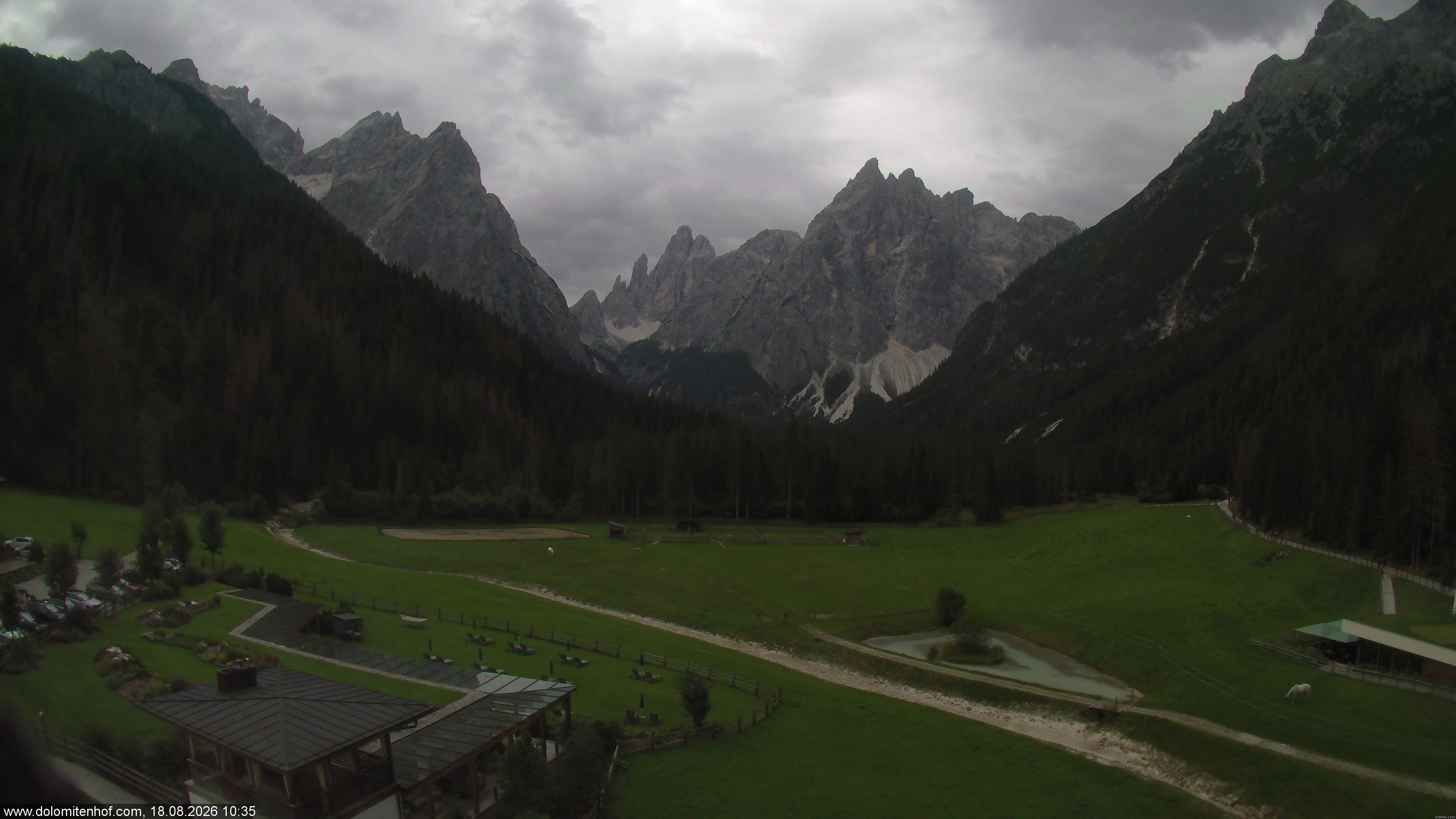 Archiv Foto Webcam Dolomitenhof - Fischleintal
