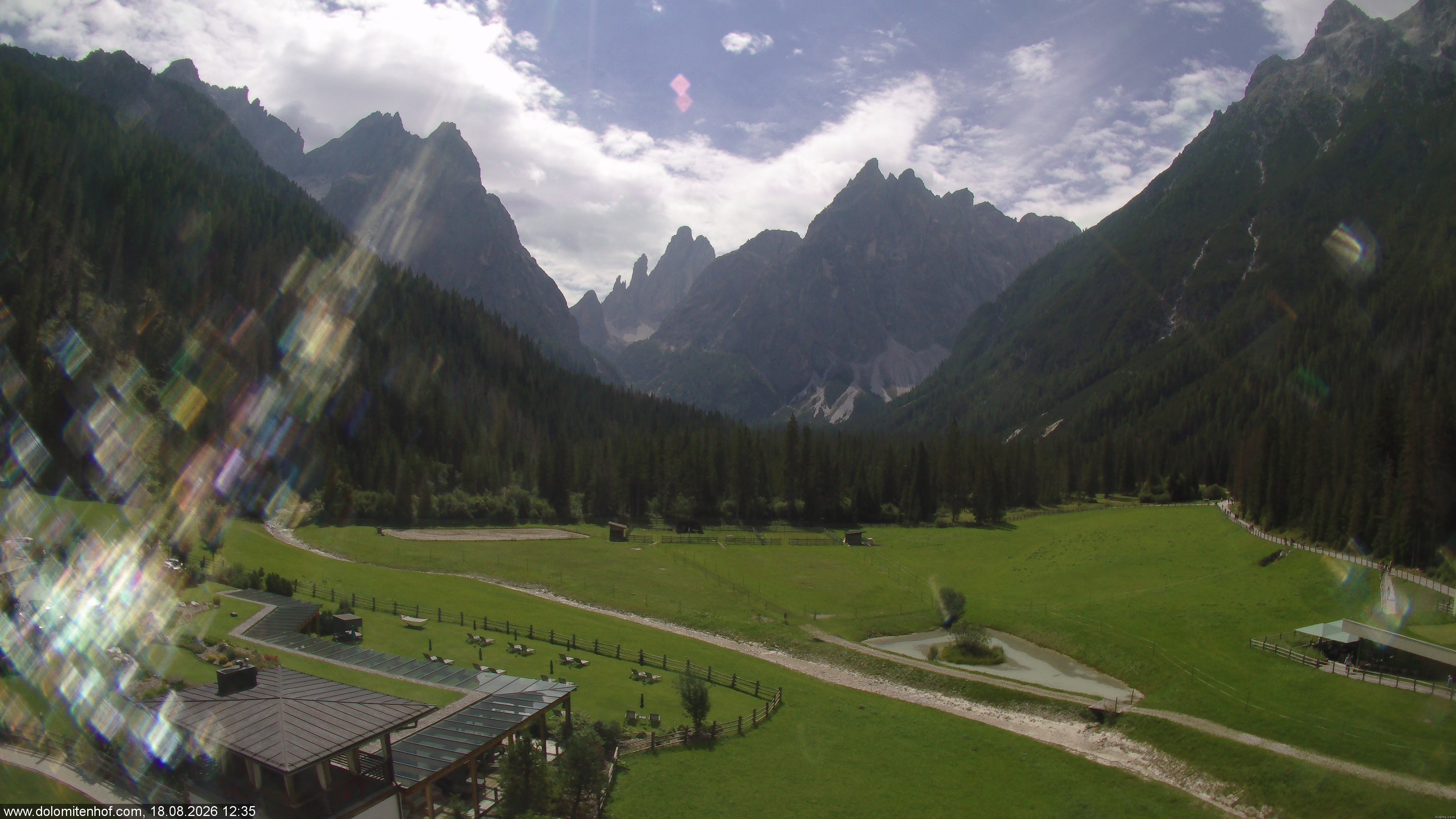 Archiv Foto Webcam Dolomitenhof - Fischleintal