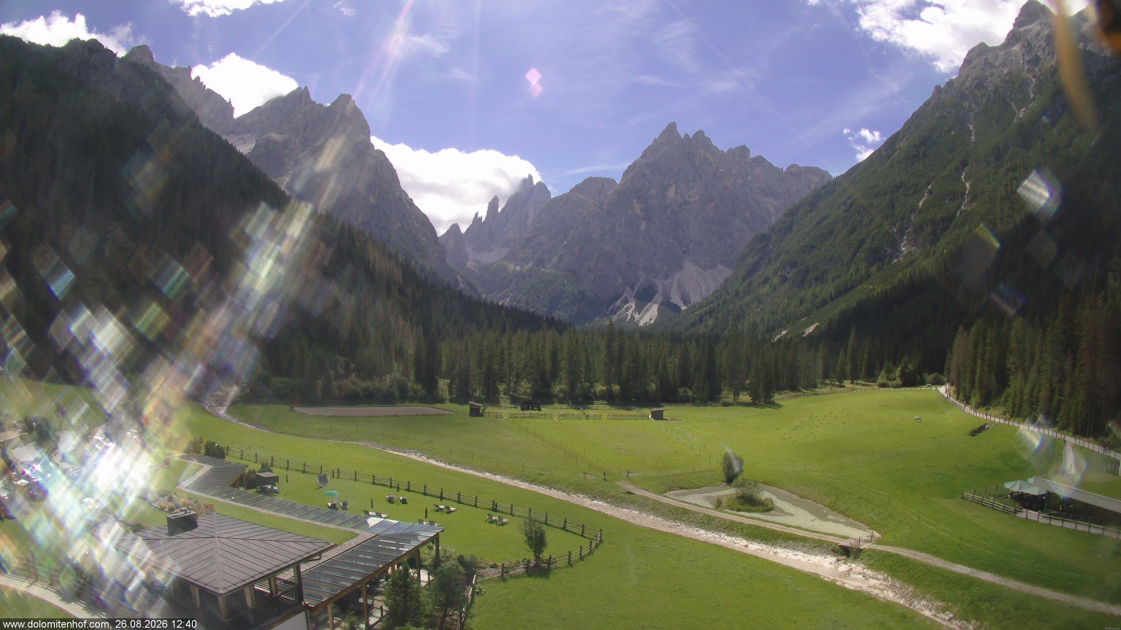 Archiv Foto Webcam Dolomitenhof - Fischleintal