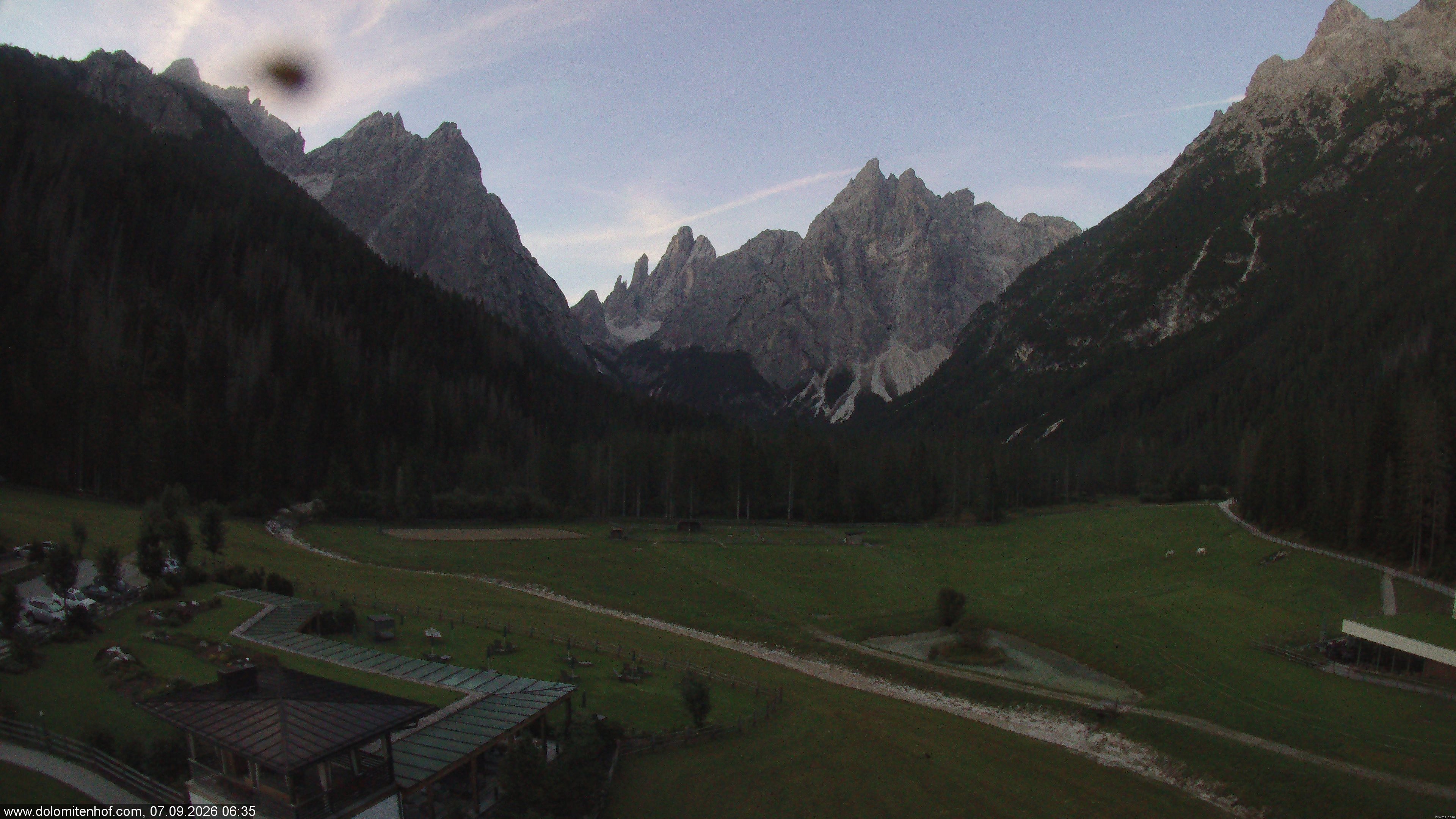 Archiv Foto Webcam Dolomitenhof - Fischleintal