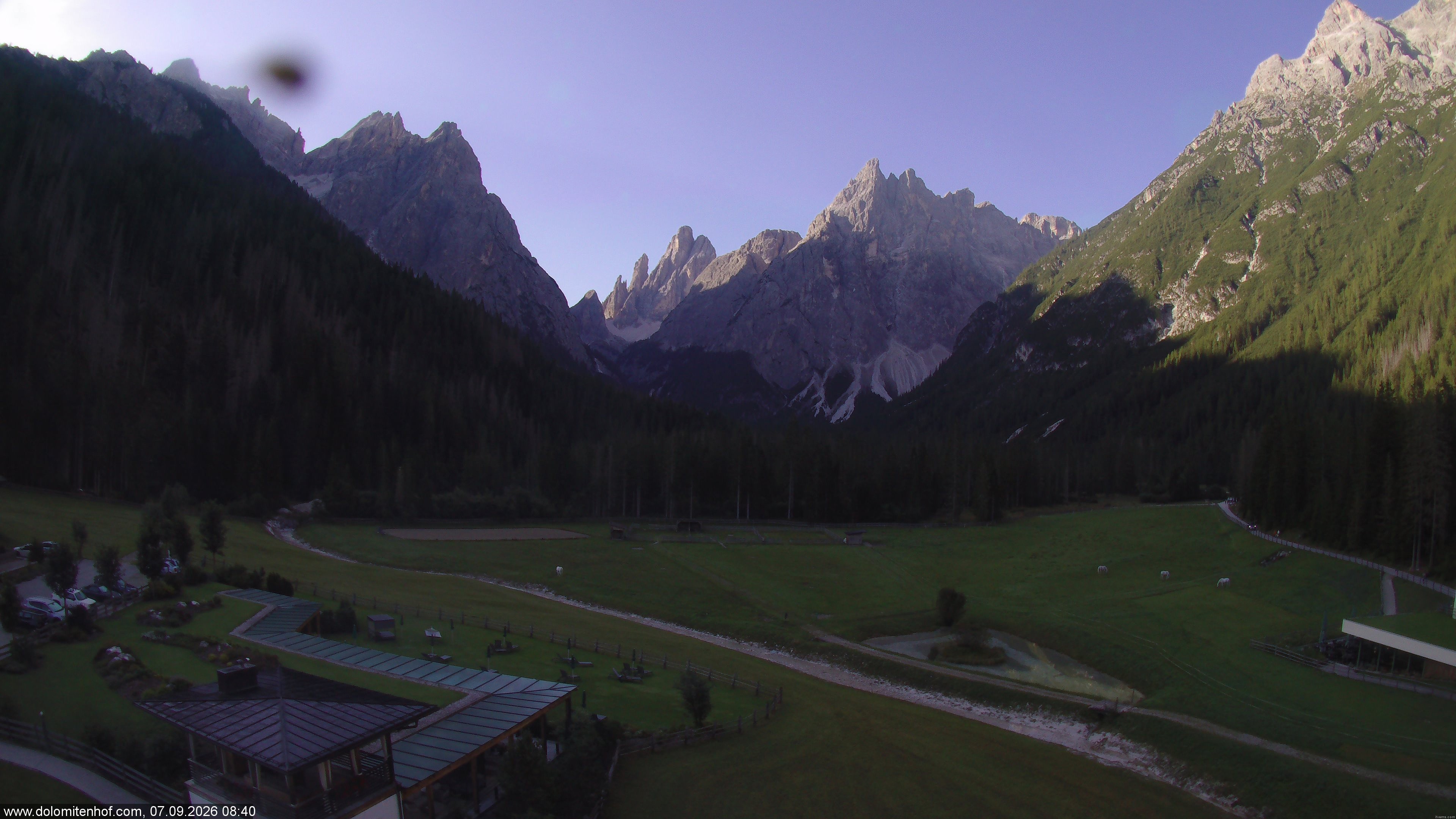 Archiv Foto Webcam Dolomitenhof - Fischleintal