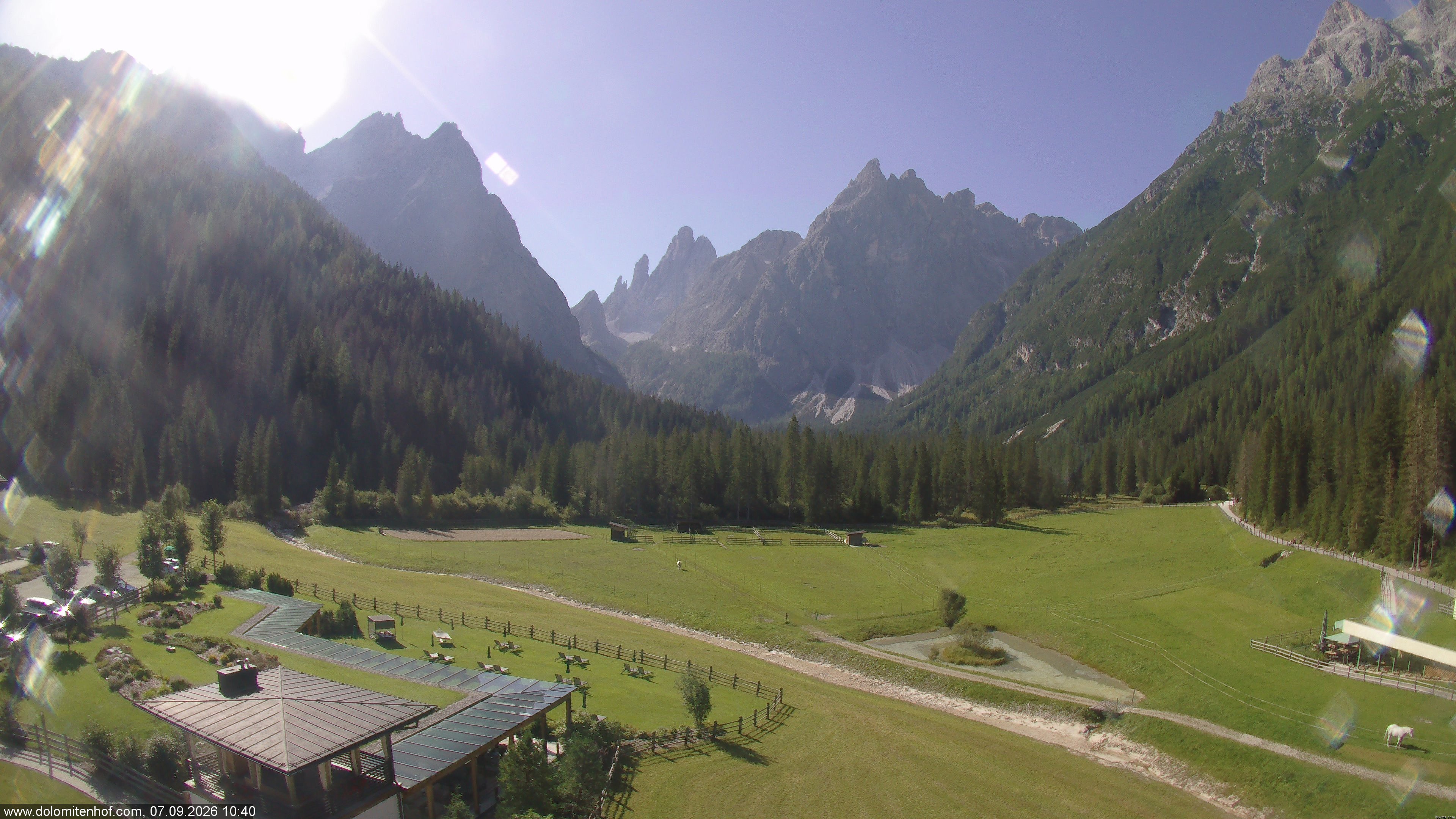 Archiv Foto Webcam Dolomitenhof - Fischleintal
