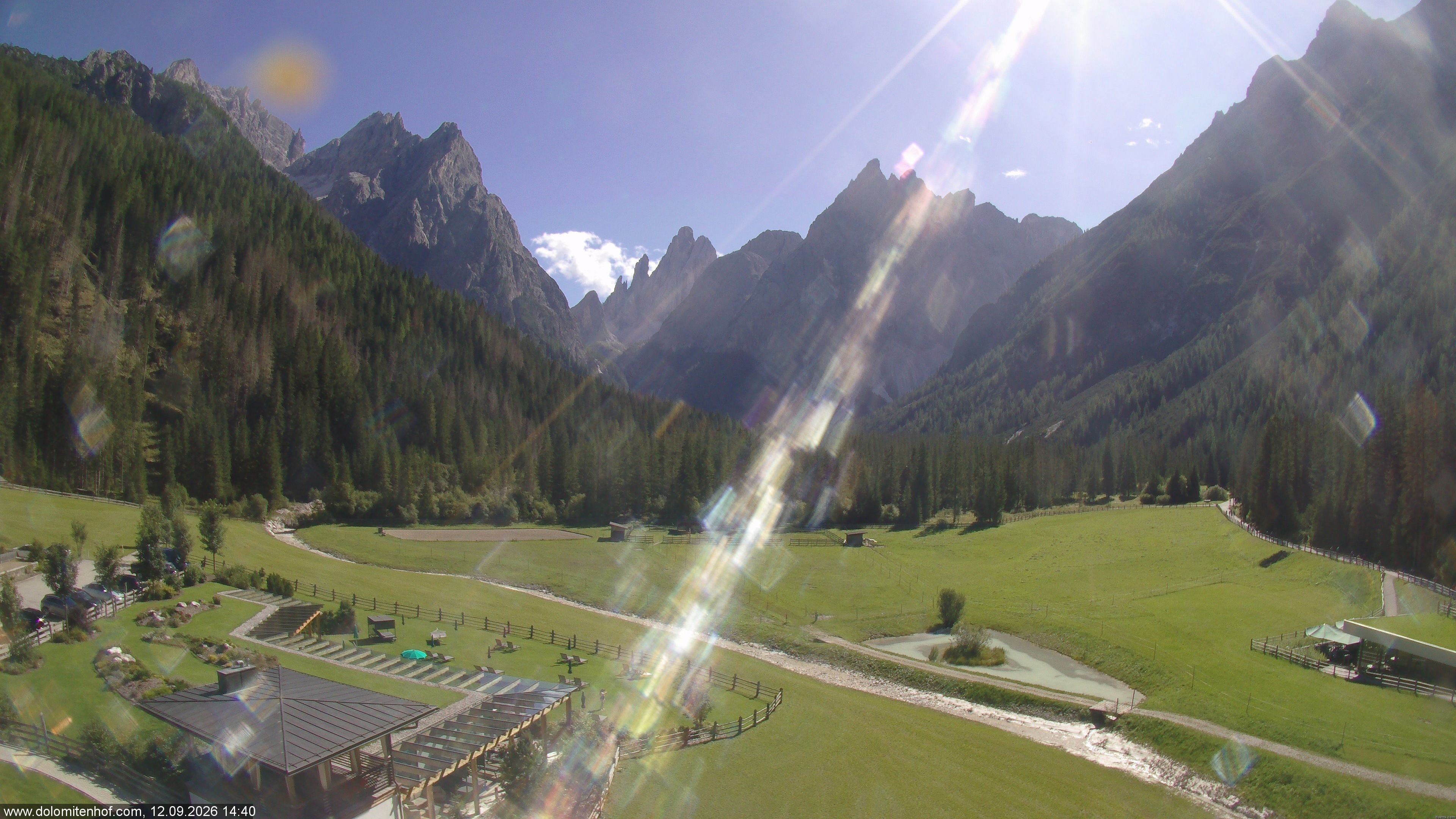 Archiv Foto Webcam Dolomitenhof - Fischleintal