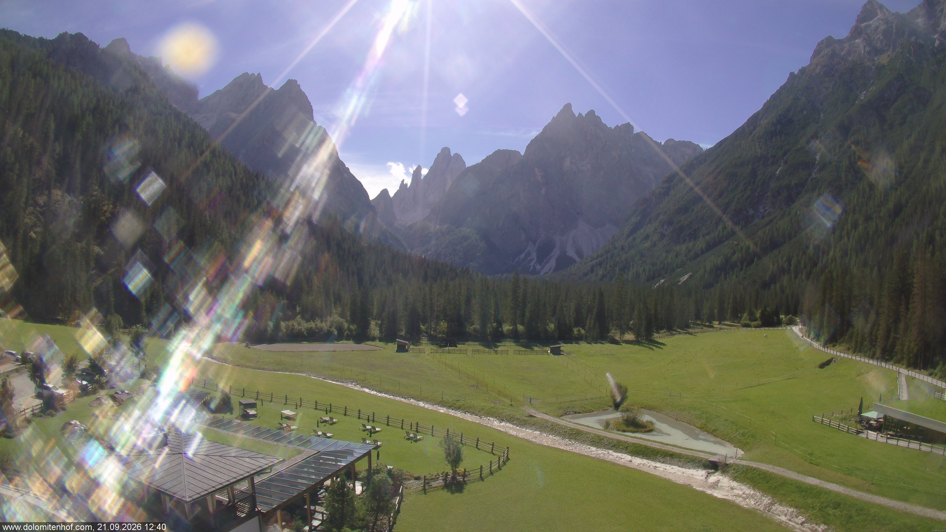 Archiv Foto Webcam Dolomitenhof - Fischleintal