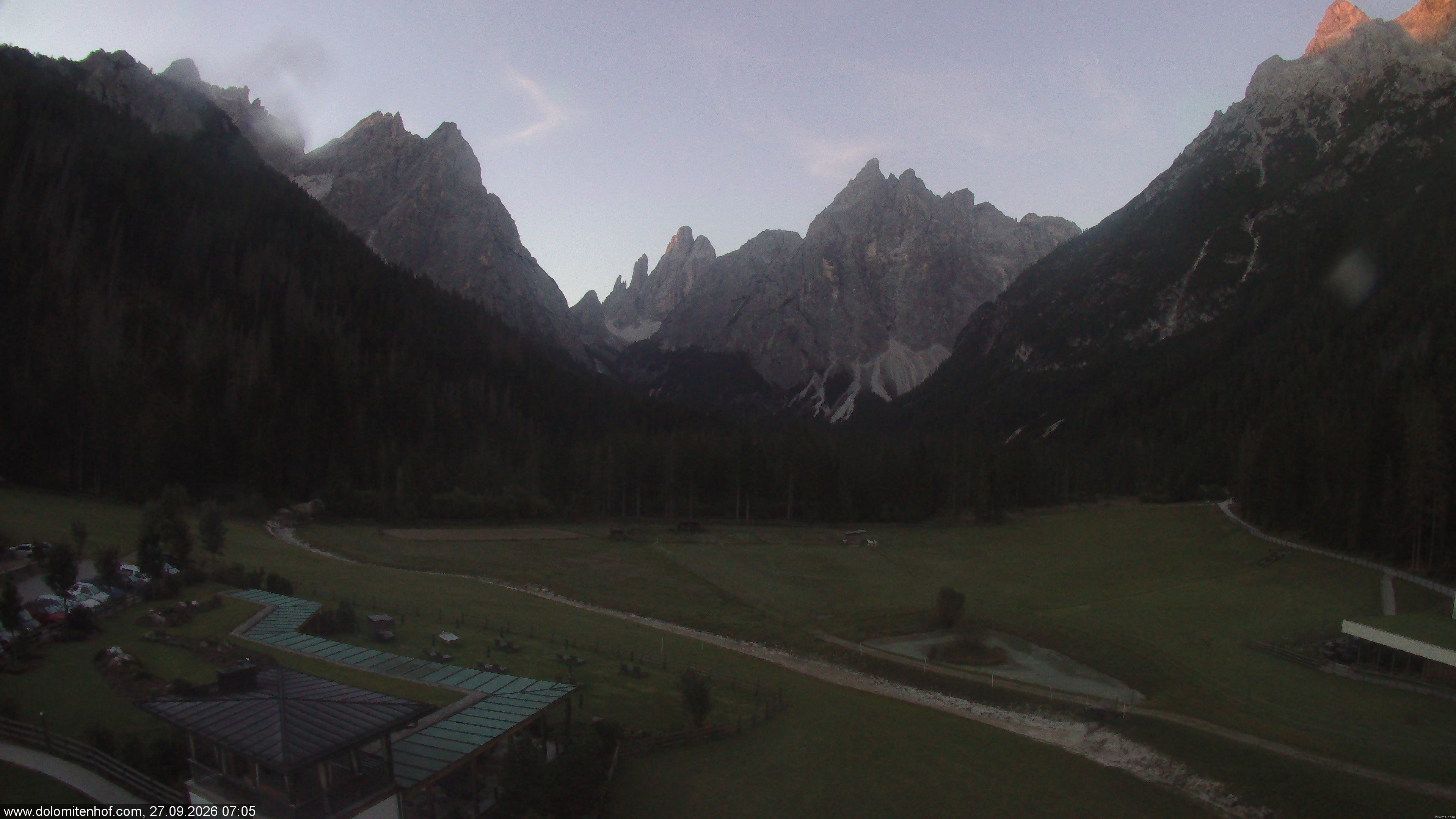 Archiv Foto Webcam Dolomitenhof - Fischleintal