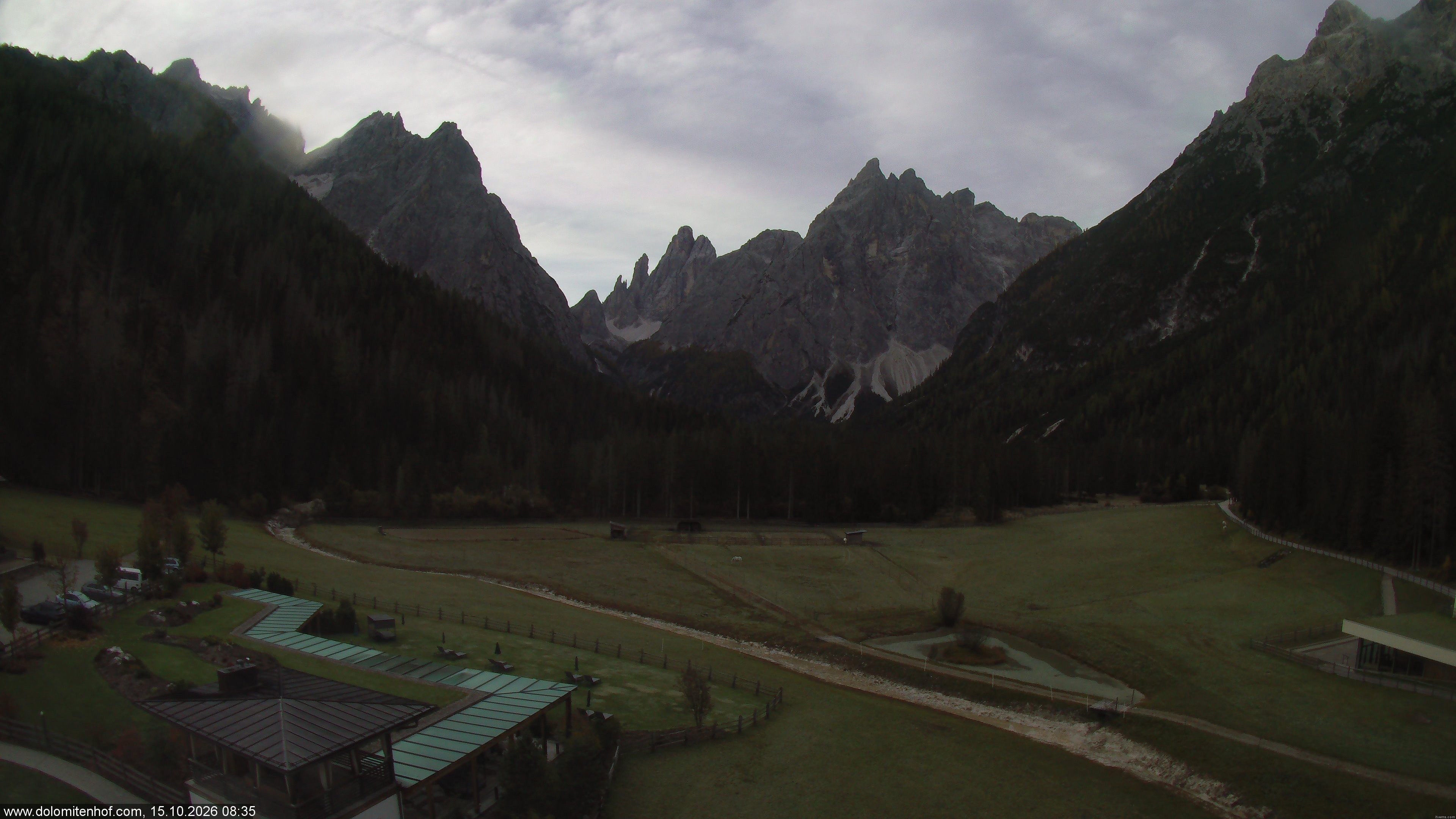 Archiv Foto Webcam Dolomitenhof - Fischleintal