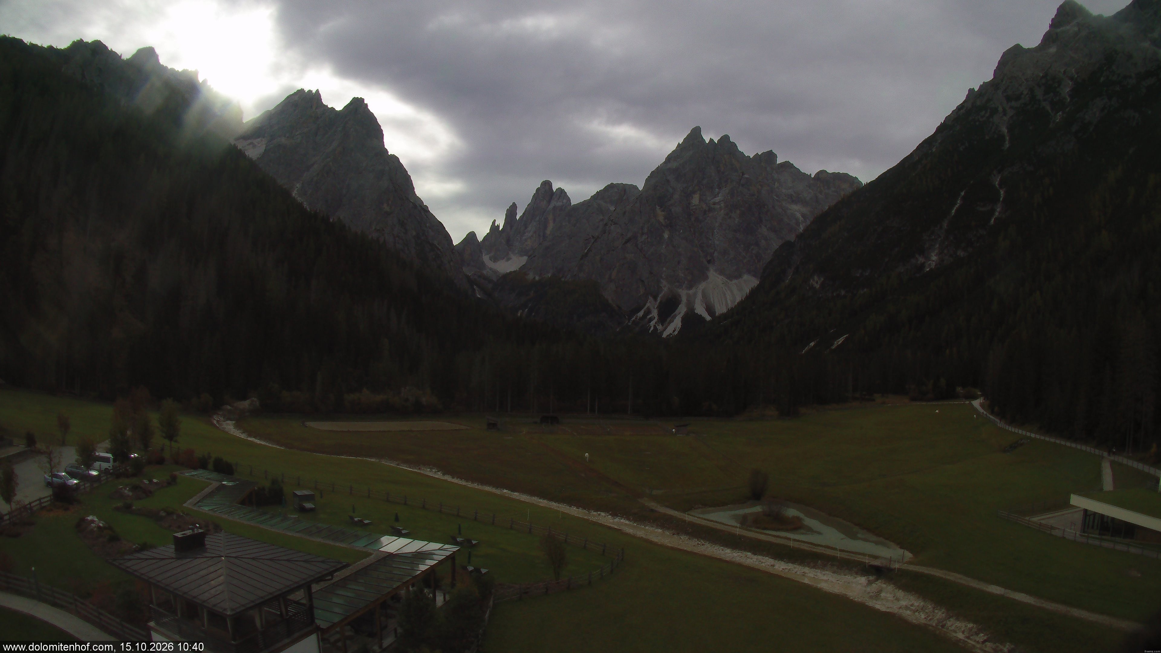 Archiv Foto Webcam Dolomitenhof - Fischleintal
