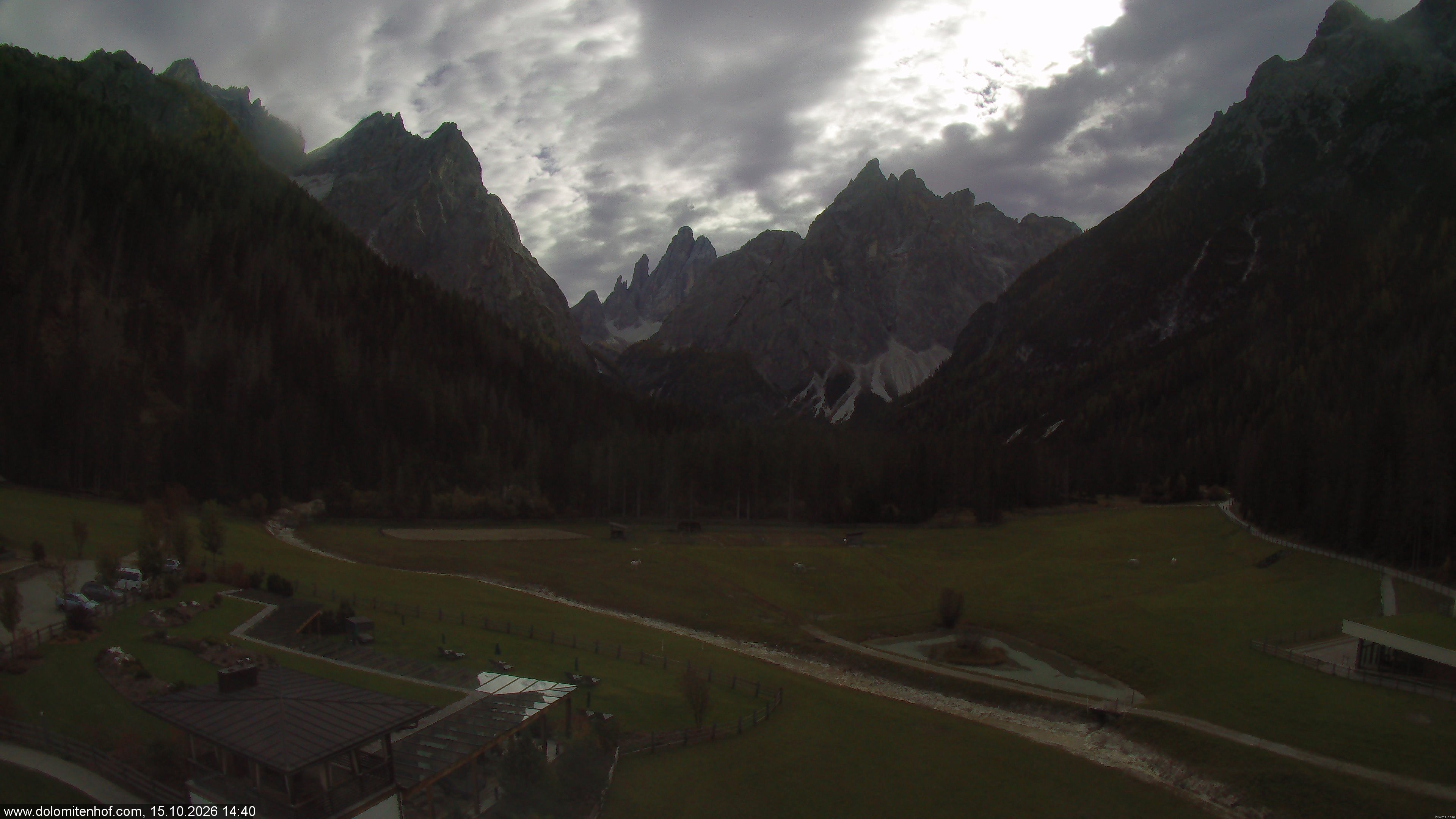 Archiv Foto Webcam Dolomitenhof - Fischleintal