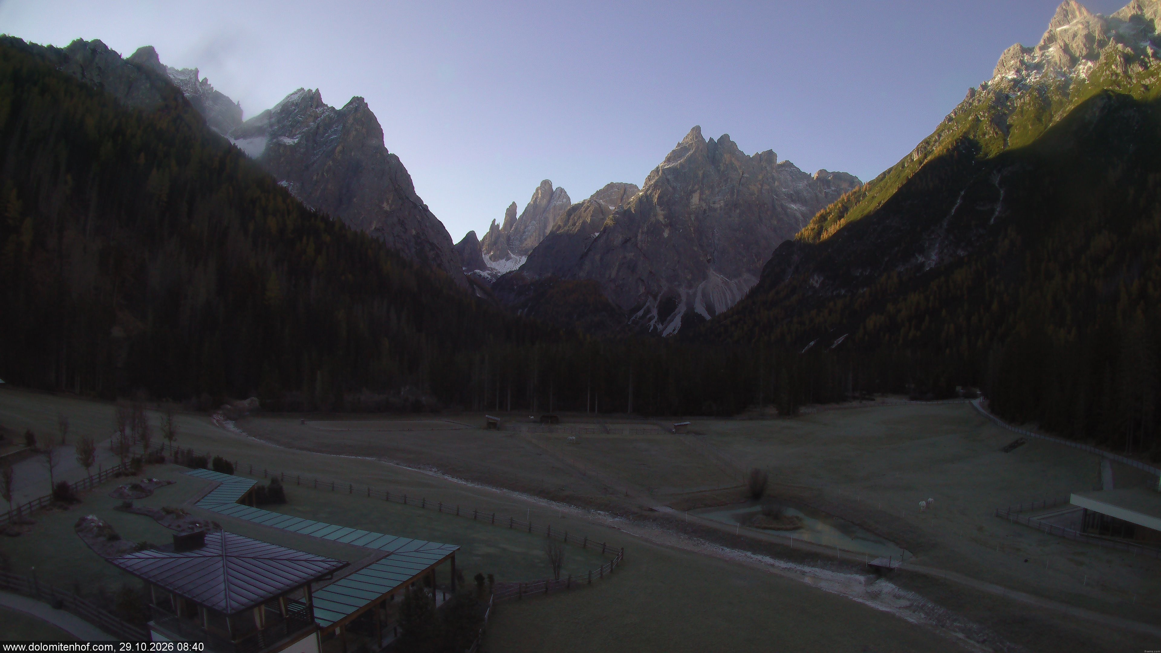 Archiv Foto Webcam Dolomitenhof - Fischleintal