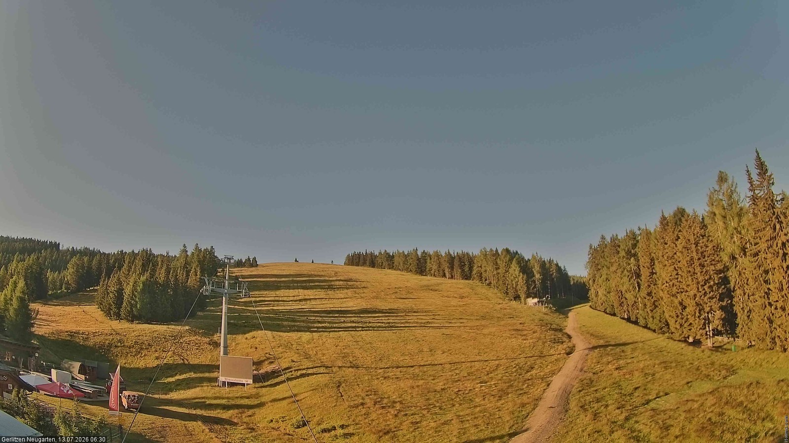 Archiv Foto Webcam Gerlitzen - Neugarten Sessellift