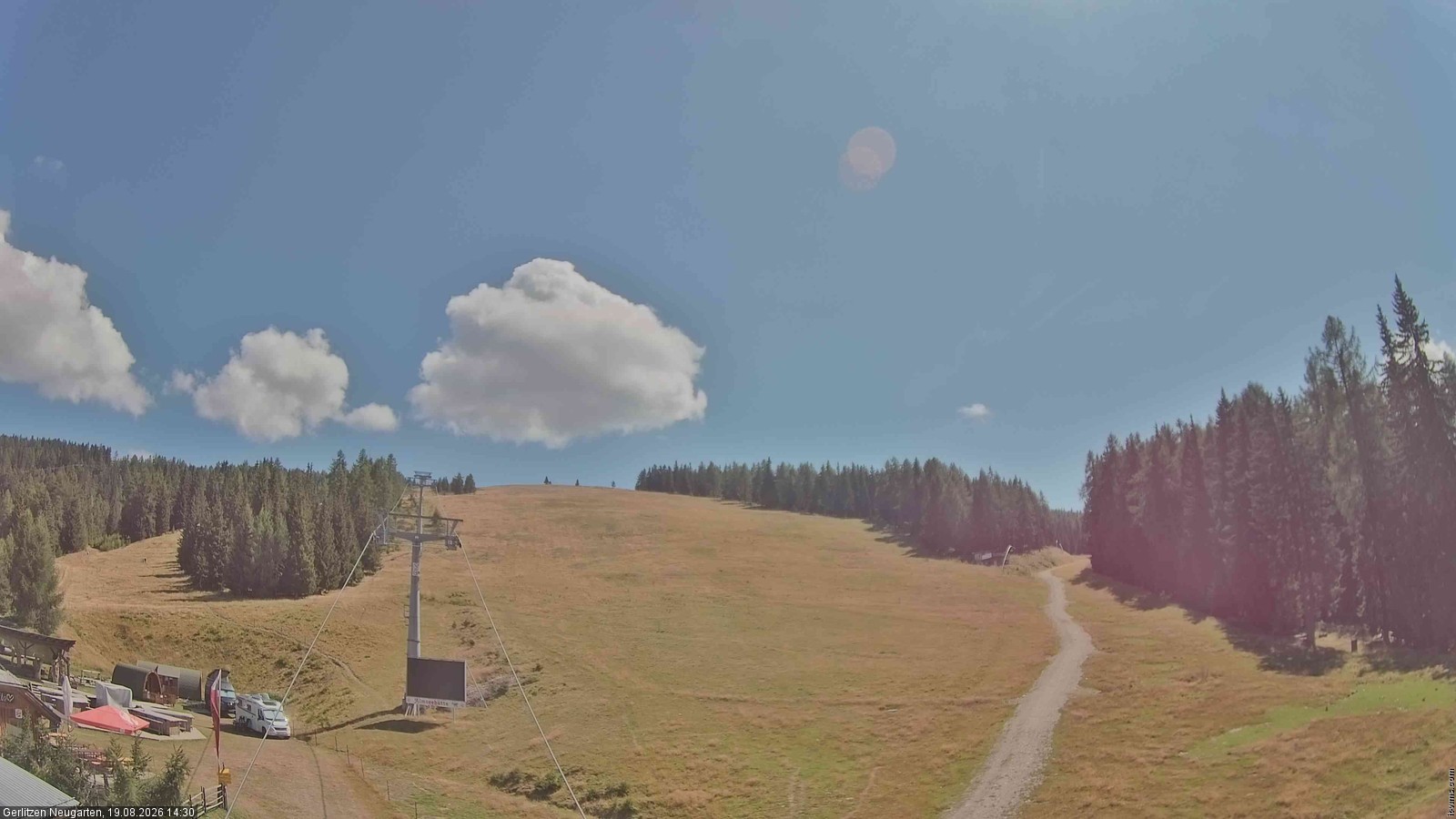 Archiv Foto Webcam Gerlitzen - Neugarten Sessellift