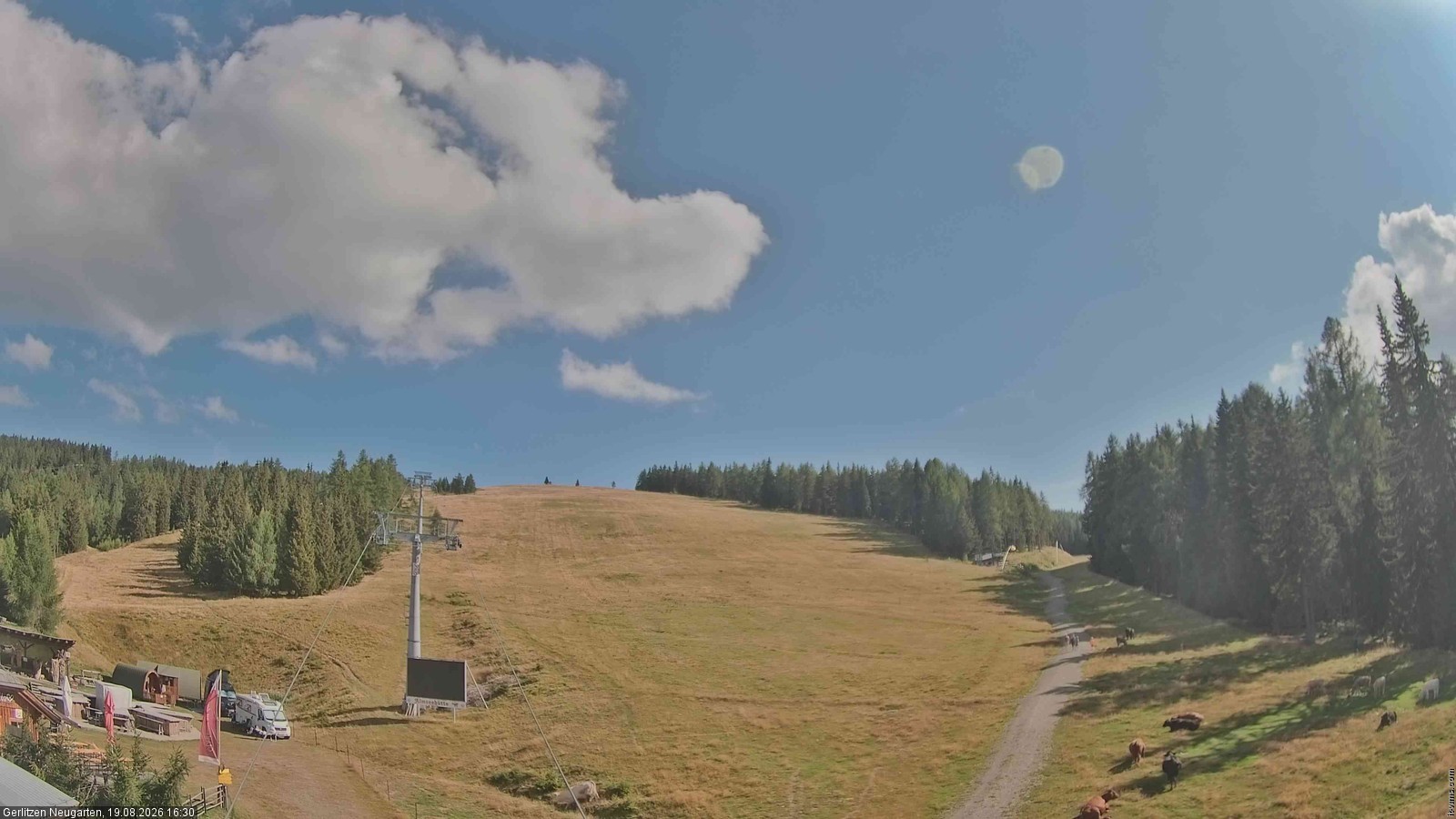 Archiv Foto Webcam Gerlitzen - Neugarten Sessellift