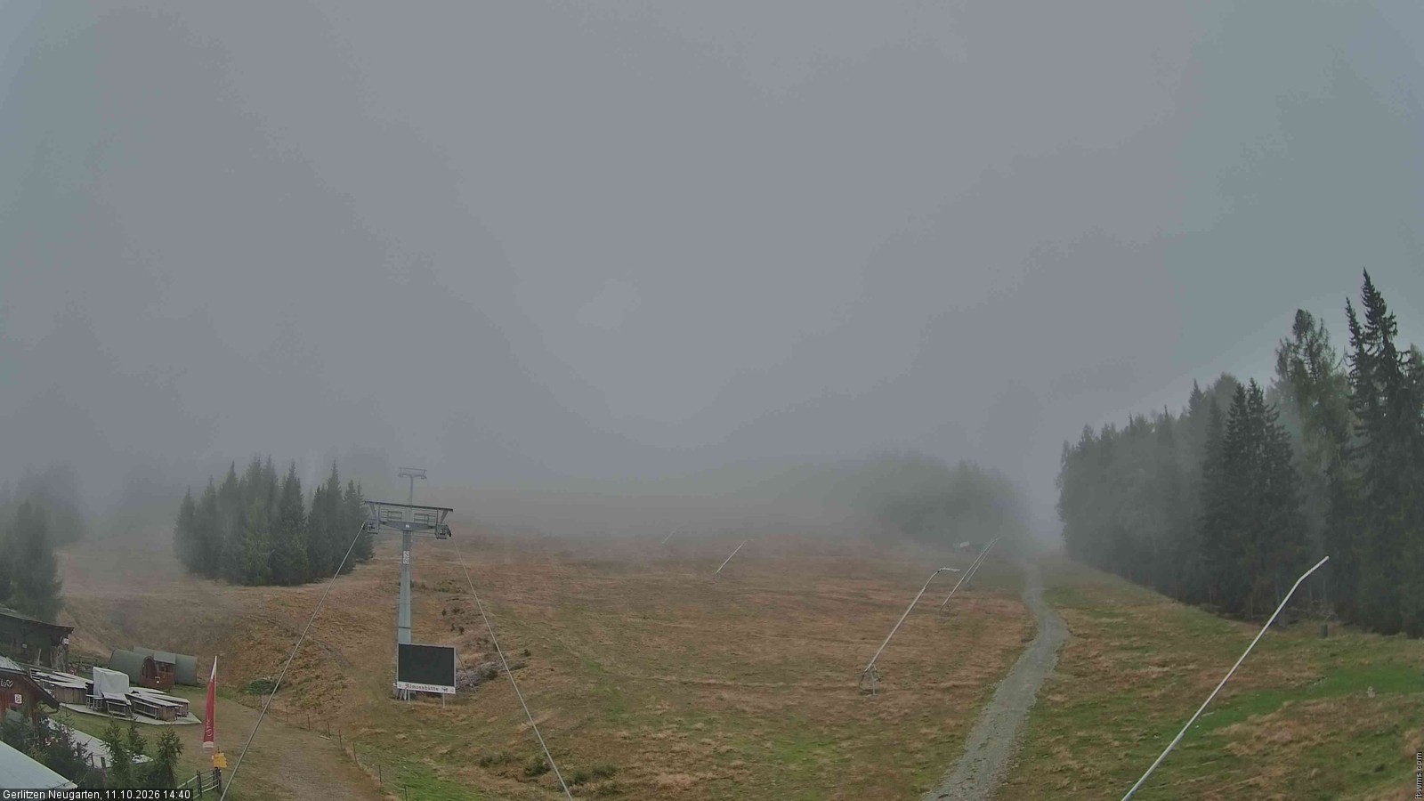 Archived image Webcam Gerlitzen - Chair Lift Neugarten