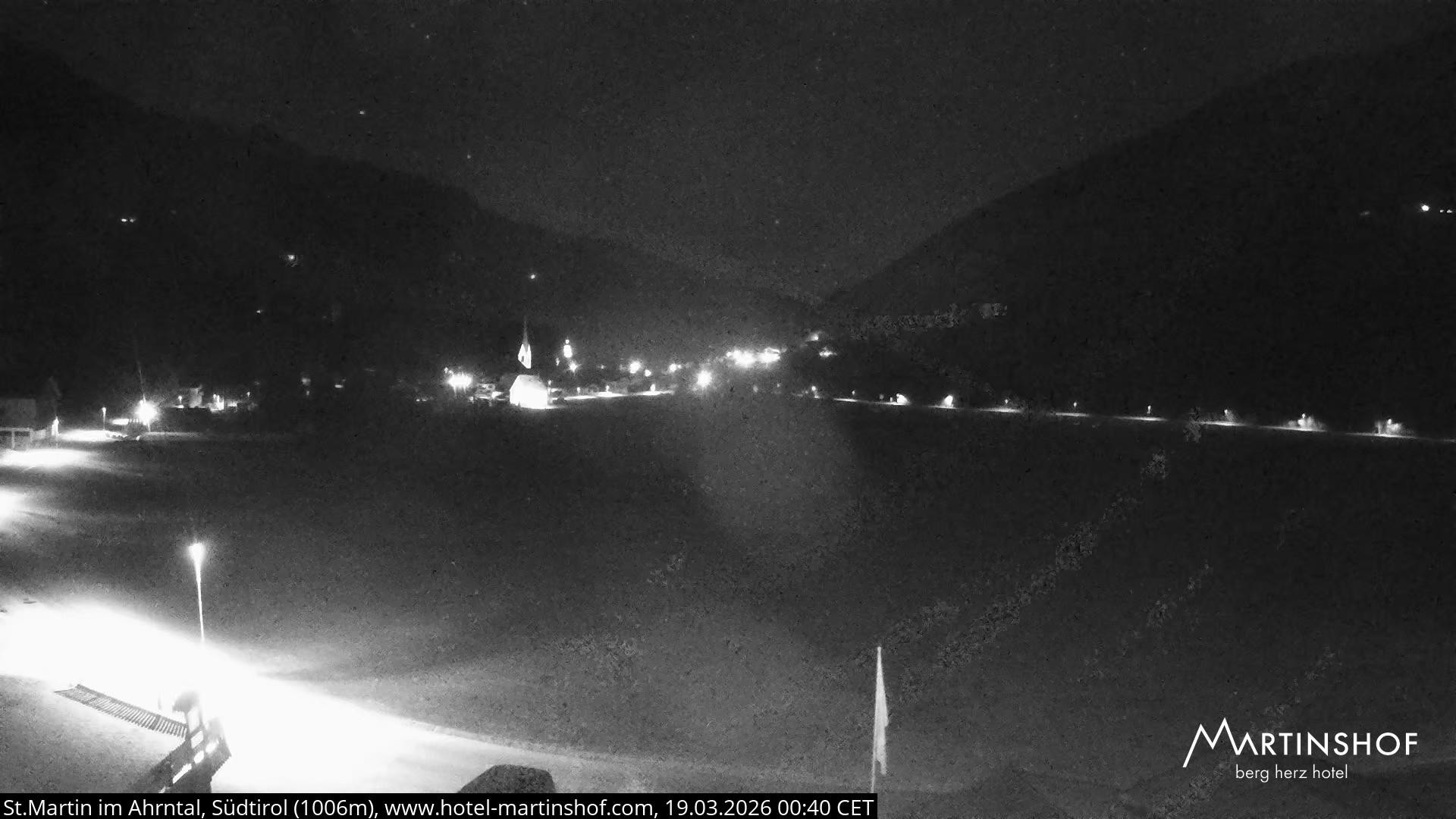 Archived image Webcam Hotel Martinshof - St. Martin - South Tyrol