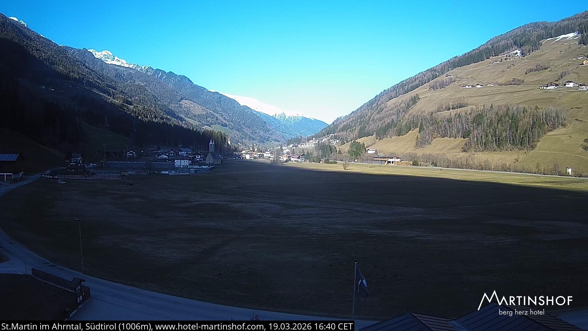 Archived image Webcam Hotel Martinshof - St. Martin - South Tyrol