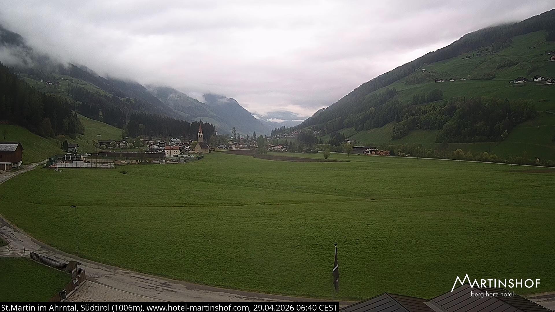 Archiv Foto Webcam Hotel Martinshof - St. Martin im Ahrntal