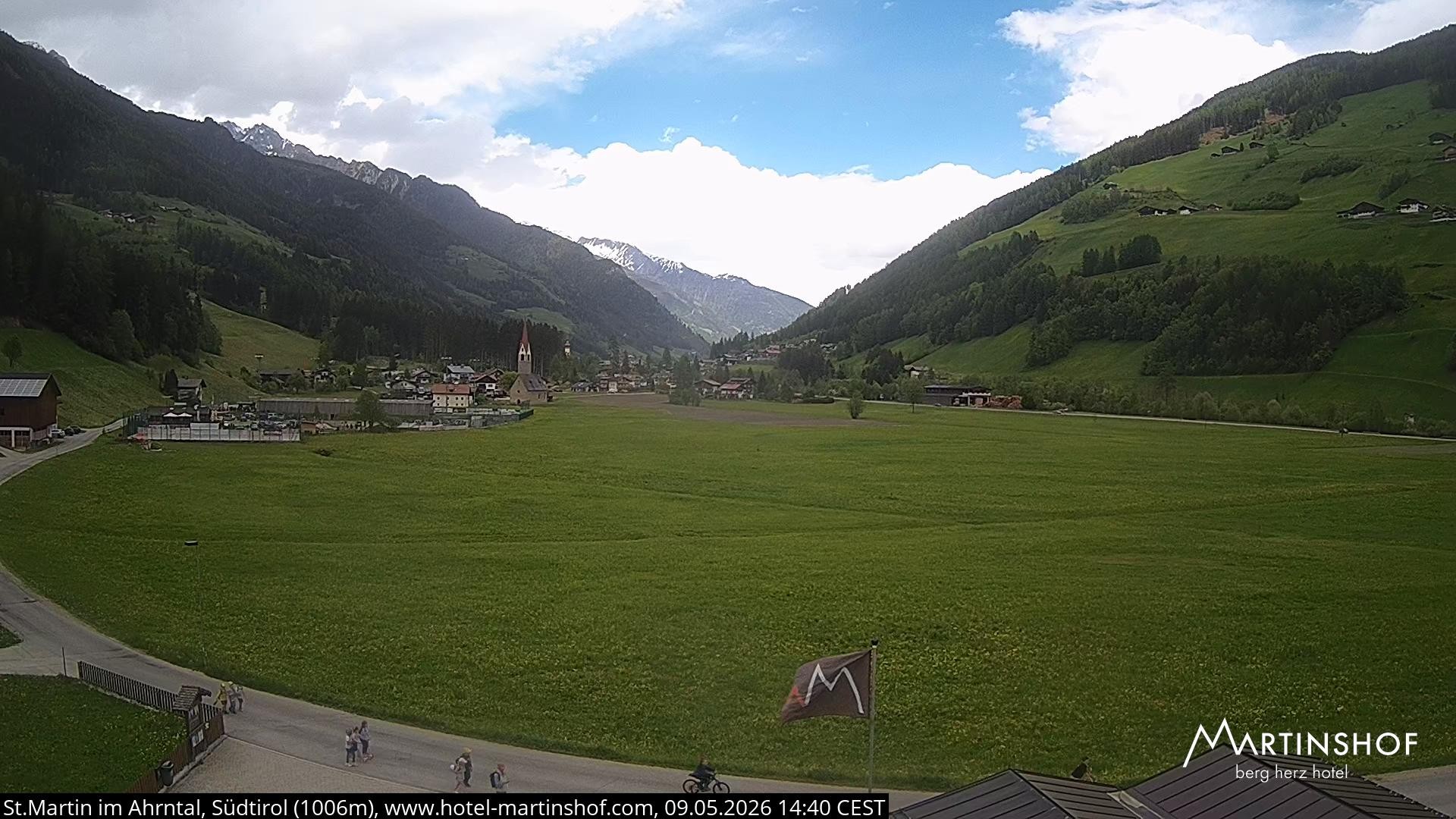 Archived image Webcam Hotel Martinshof - St. Martin - South Tyrol