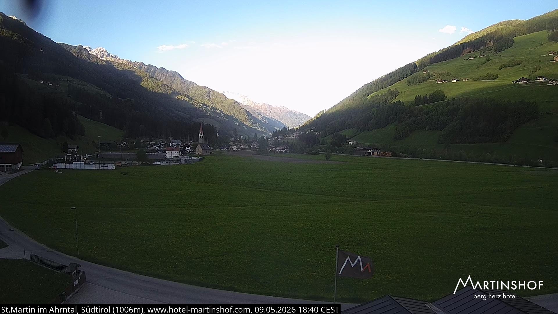 Archived image Webcam Hotel Martinshof - St. Martin - South Tyrol
