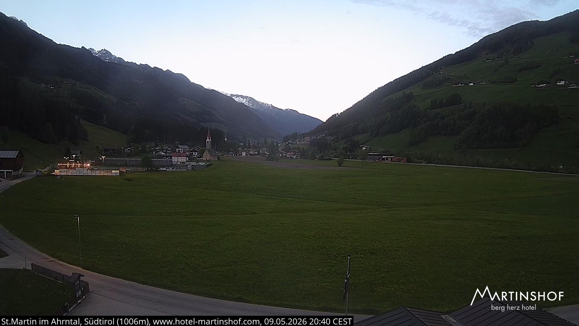 Archived image Webcam Hotel Martinshof - St. Martin - South Tyrol