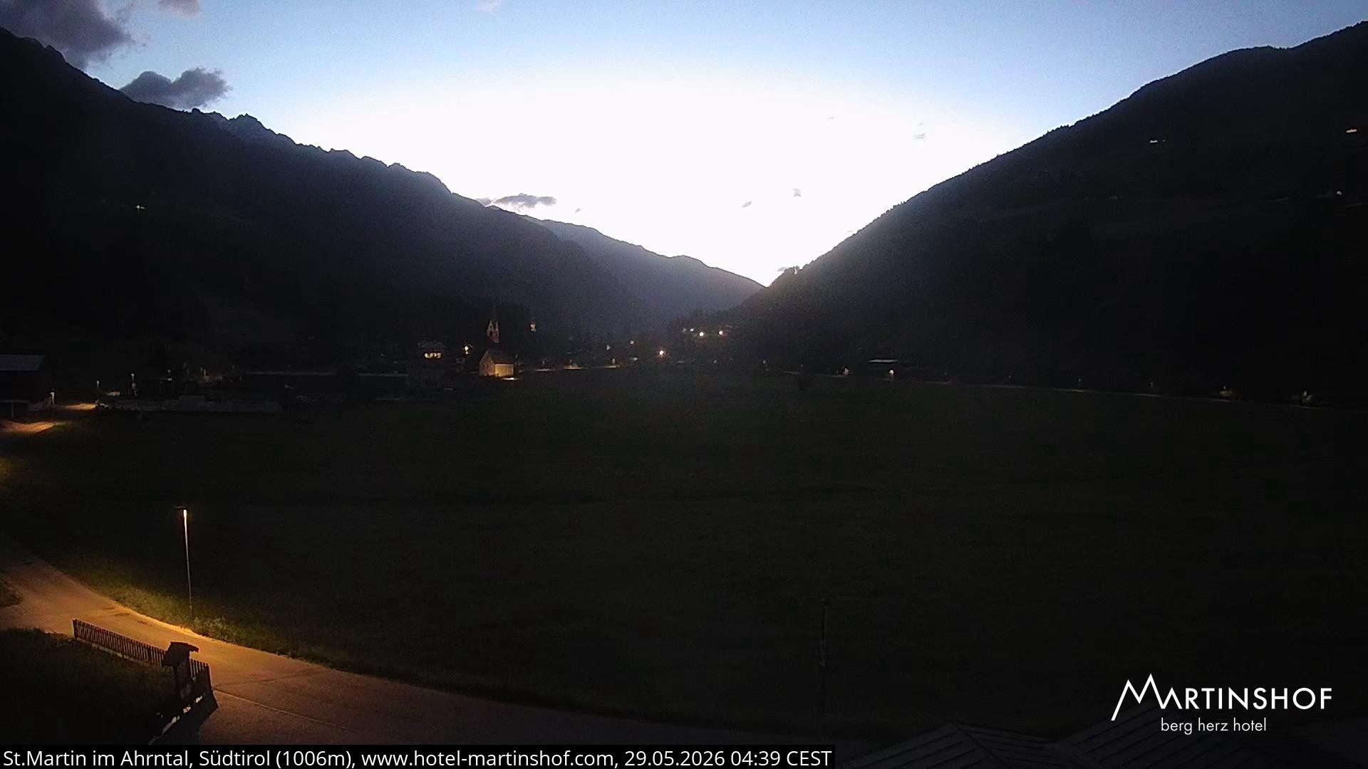 Archived image Webcam Hotel Martinshof - St. Martin - South Tyrol