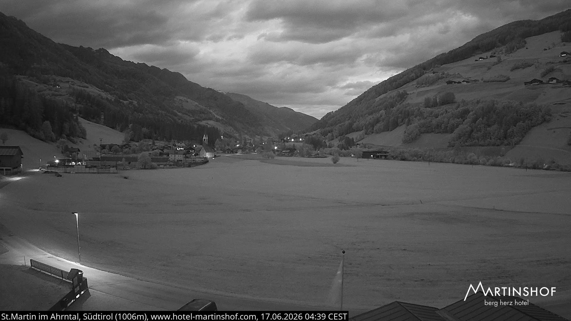 Archiv Foto Webcam Hotel Martinshof - St. Martin im Ahrntal